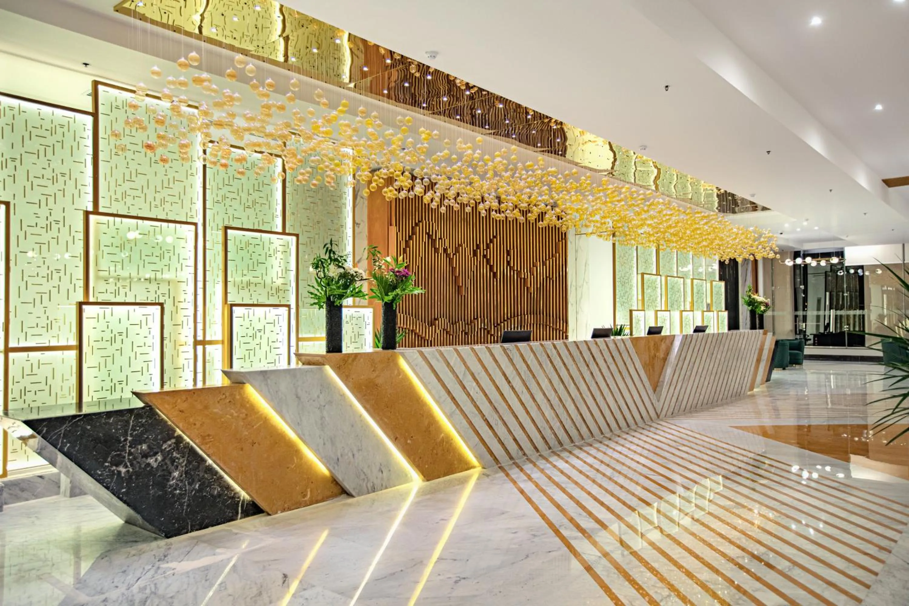 Lobby or reception in THE V Luxury Resort Sahl Hasheesh