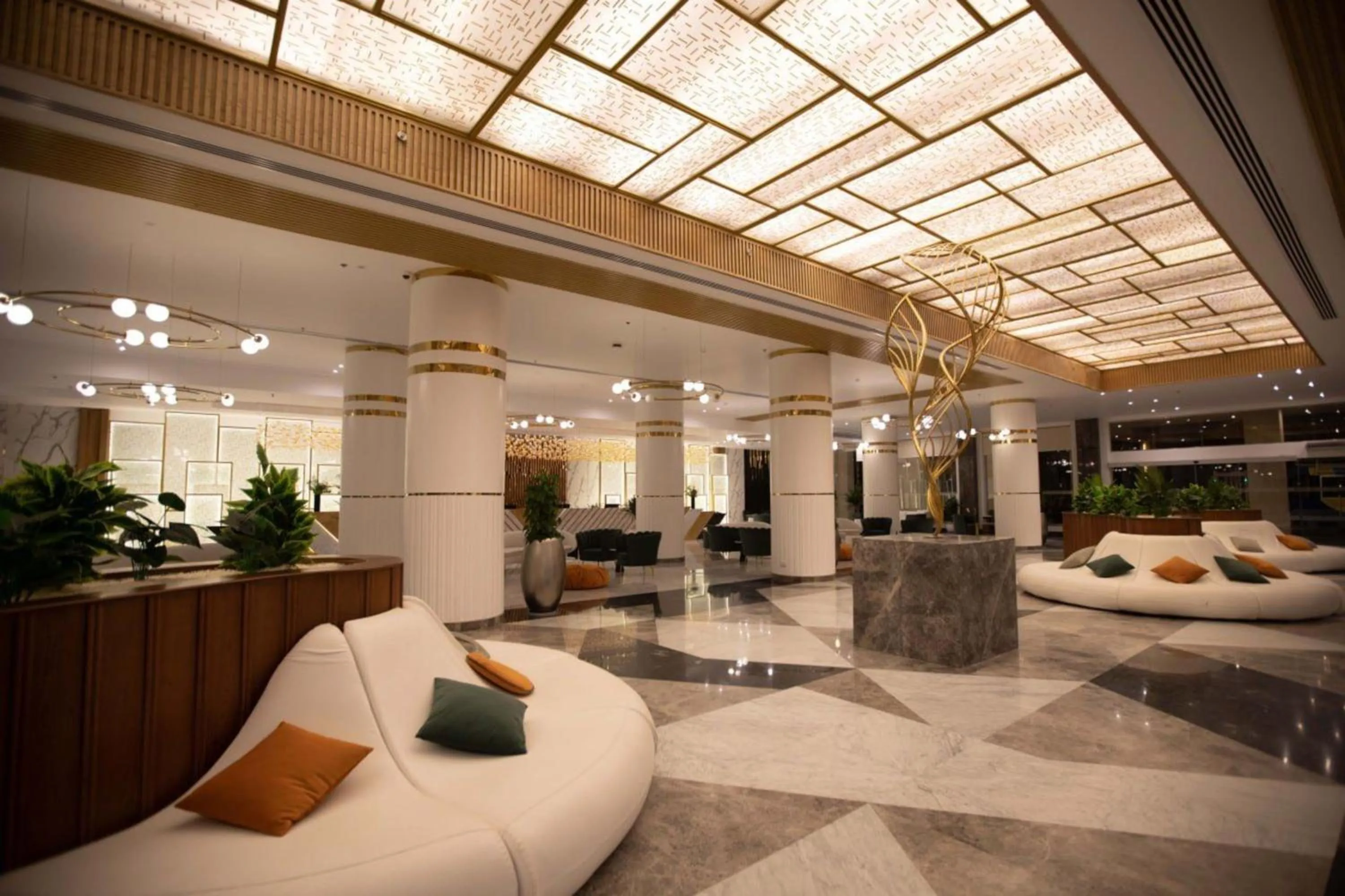 Lobby or reception in THE V Luxury Resort Sahl Hasheesh