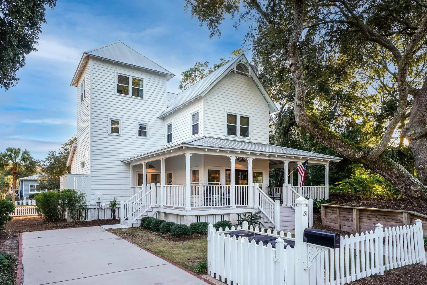 Property building in Seaside Cottage 81 - Pristine Grand Pavilion Home Pool Pass