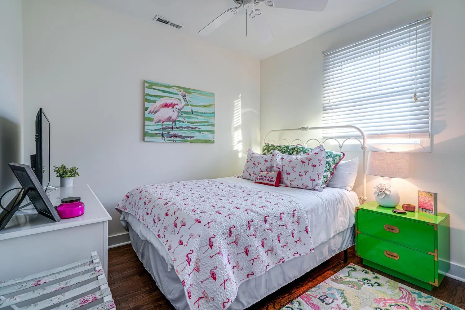 Bedroom, Bed in Seaside Cottage 81 - Pristine Grand Pavilion Home Pool Pass