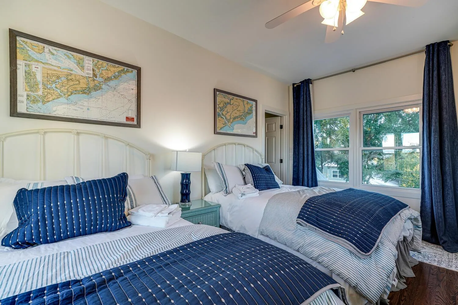 Bedroom, Bed in Seaside Cottage 81 - Pristine Grand Pavilion Home Pool Pass