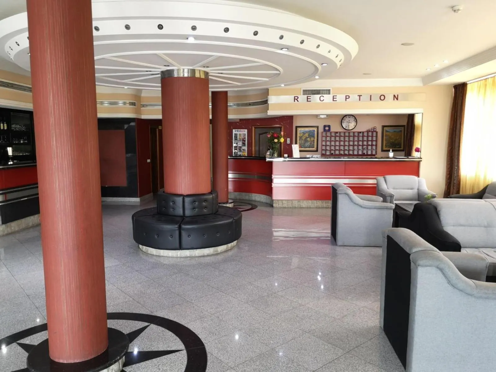 Lobby or reception in Hotel Elegance