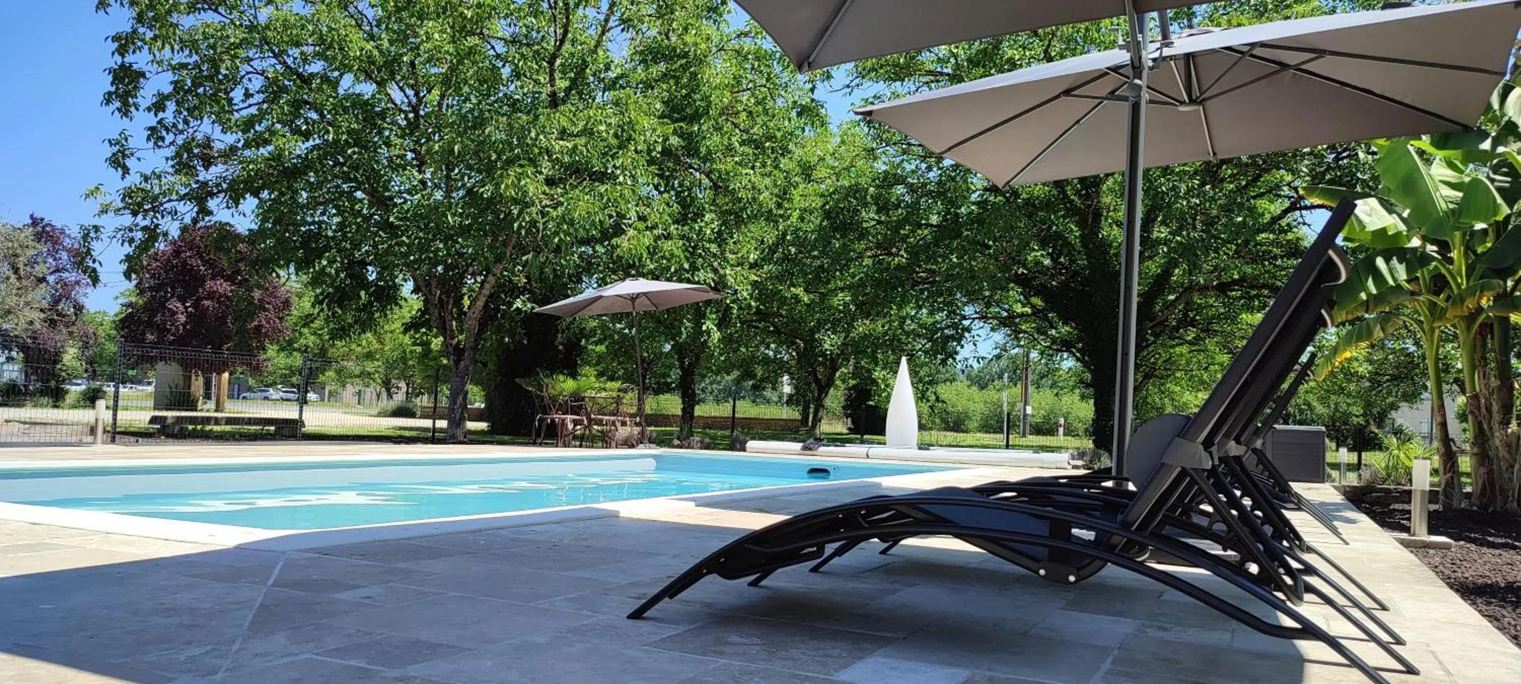 Swimming Pool in Le 4