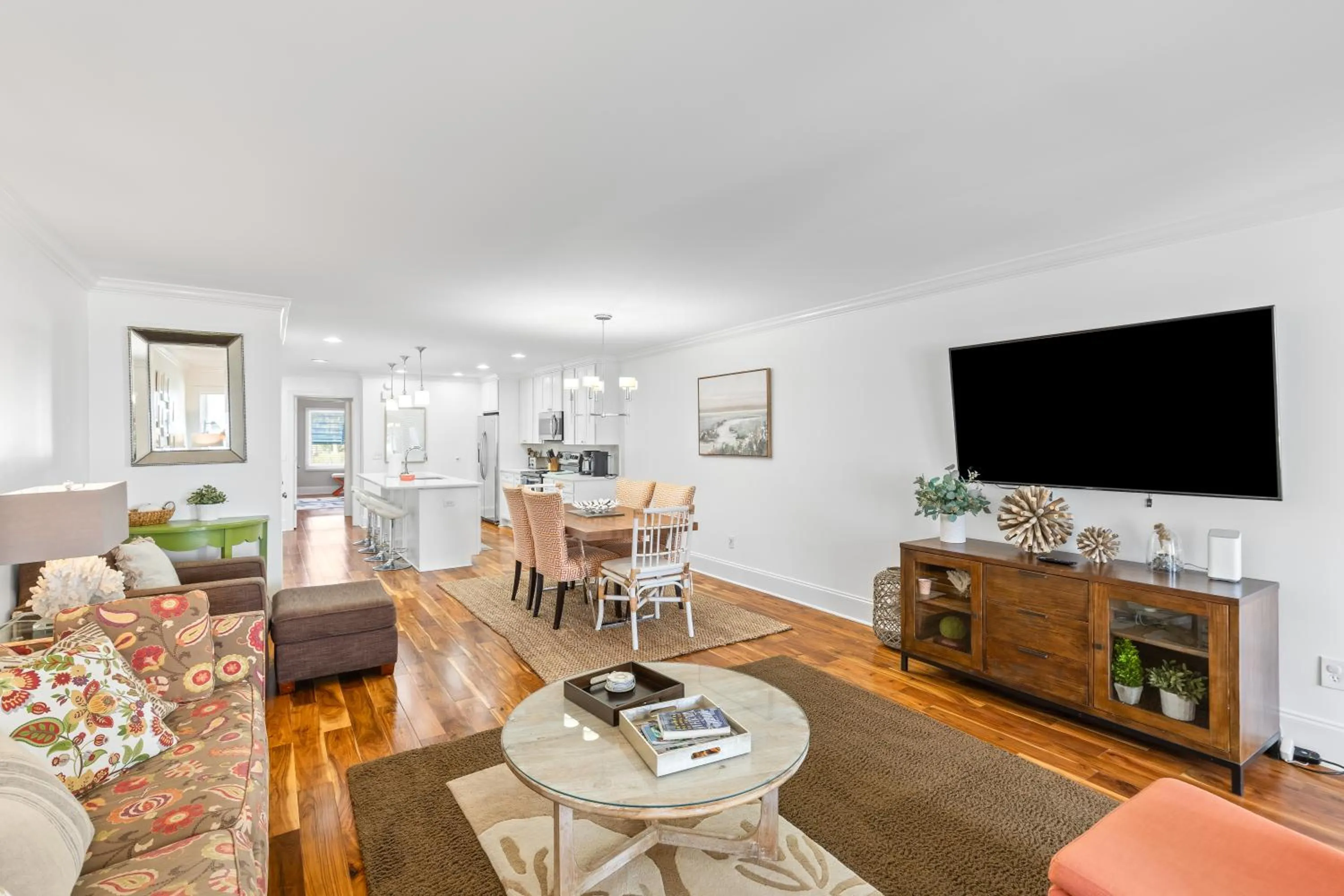 Living room in Beach Club Villa 27 - Oceanview Walkout by Beach and Pool