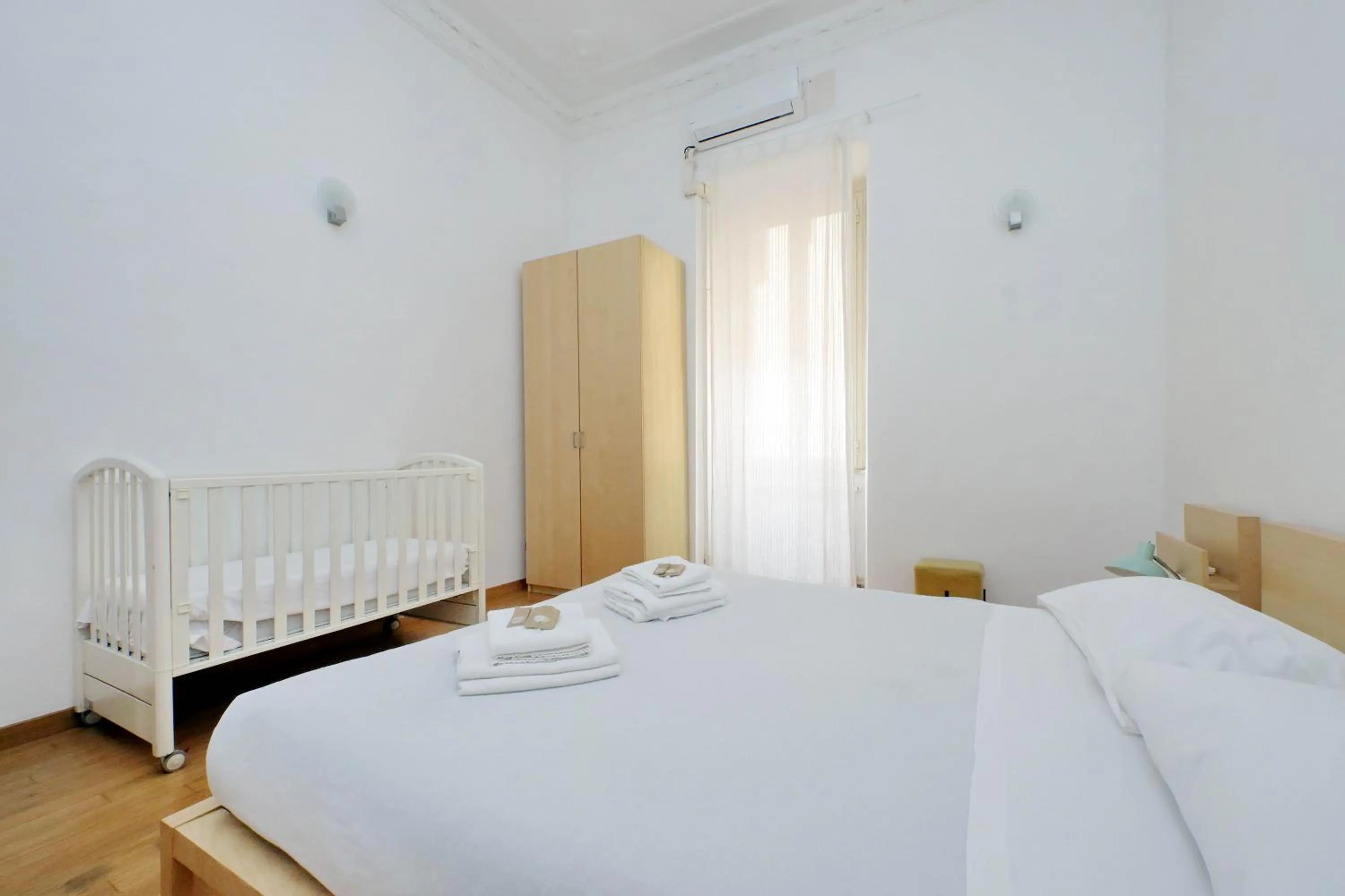 Bed in Vatican Spacious Modì Apartment
