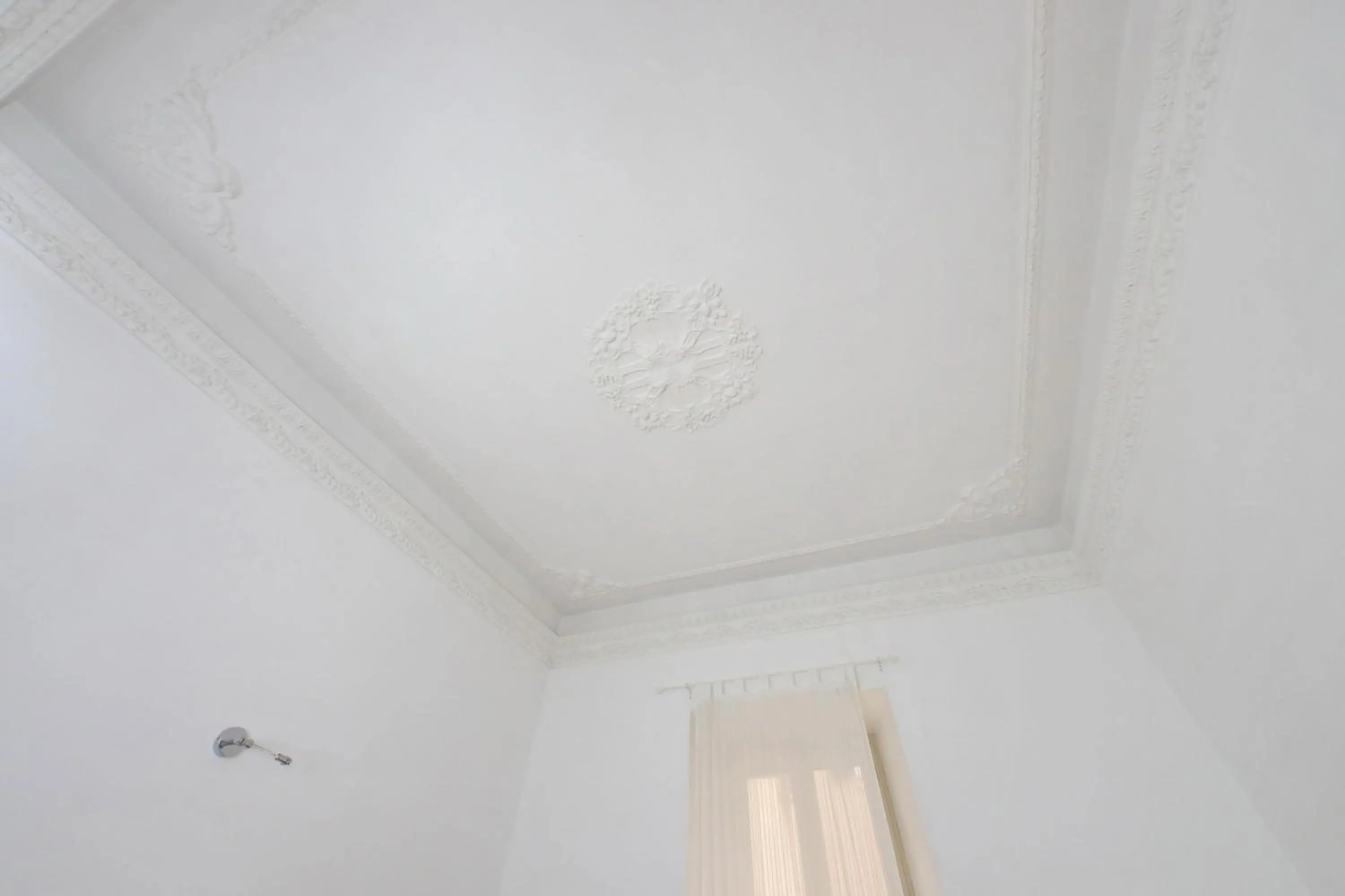 Decorative detail in Vatican Spacious Modì Apartment