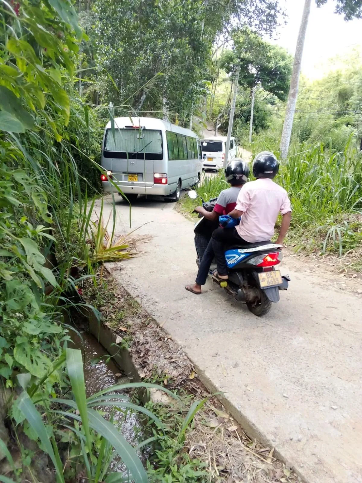 Facade/entrance in Ravana Range Ella