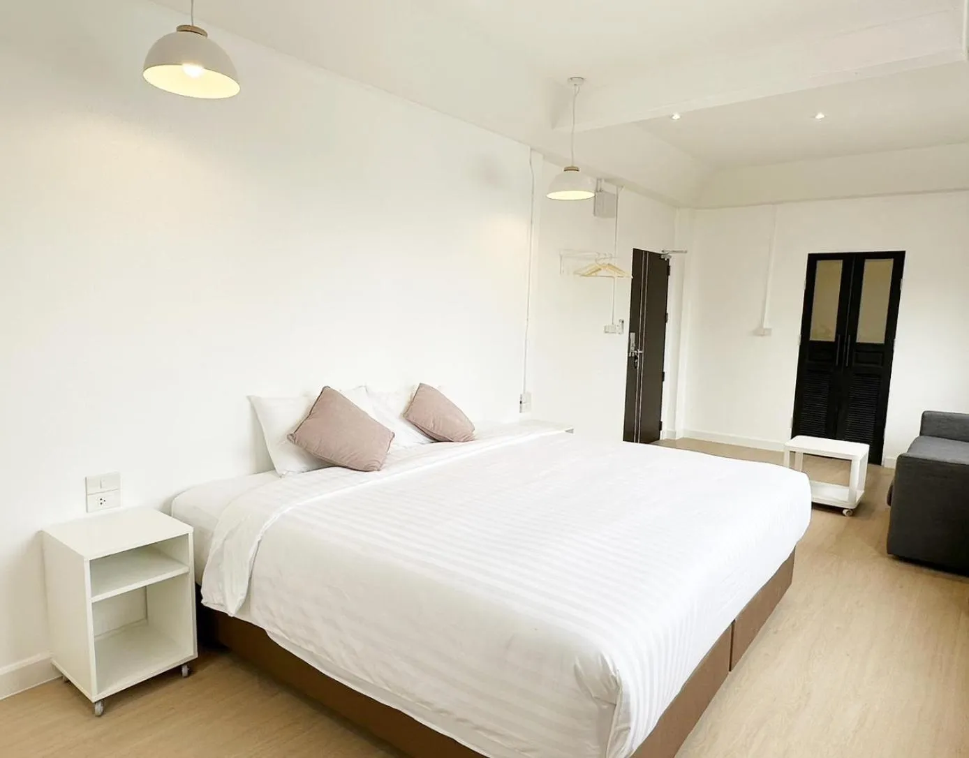 Bed in River Home Bangkok