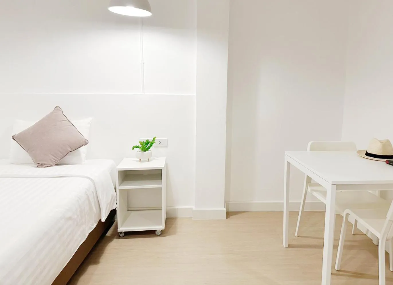 Bed in River Home Bangkok