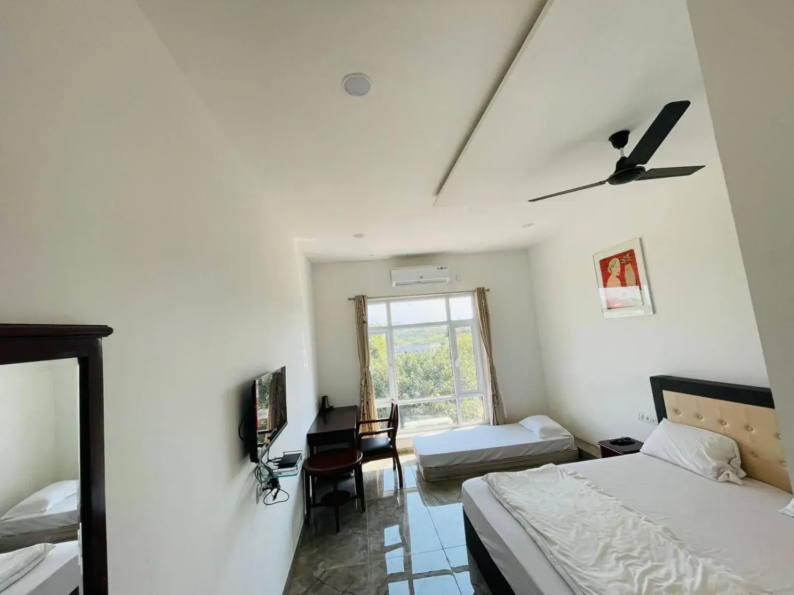 Bed in Vasant Vihar Resort Bed in Vasant Vihar Resort