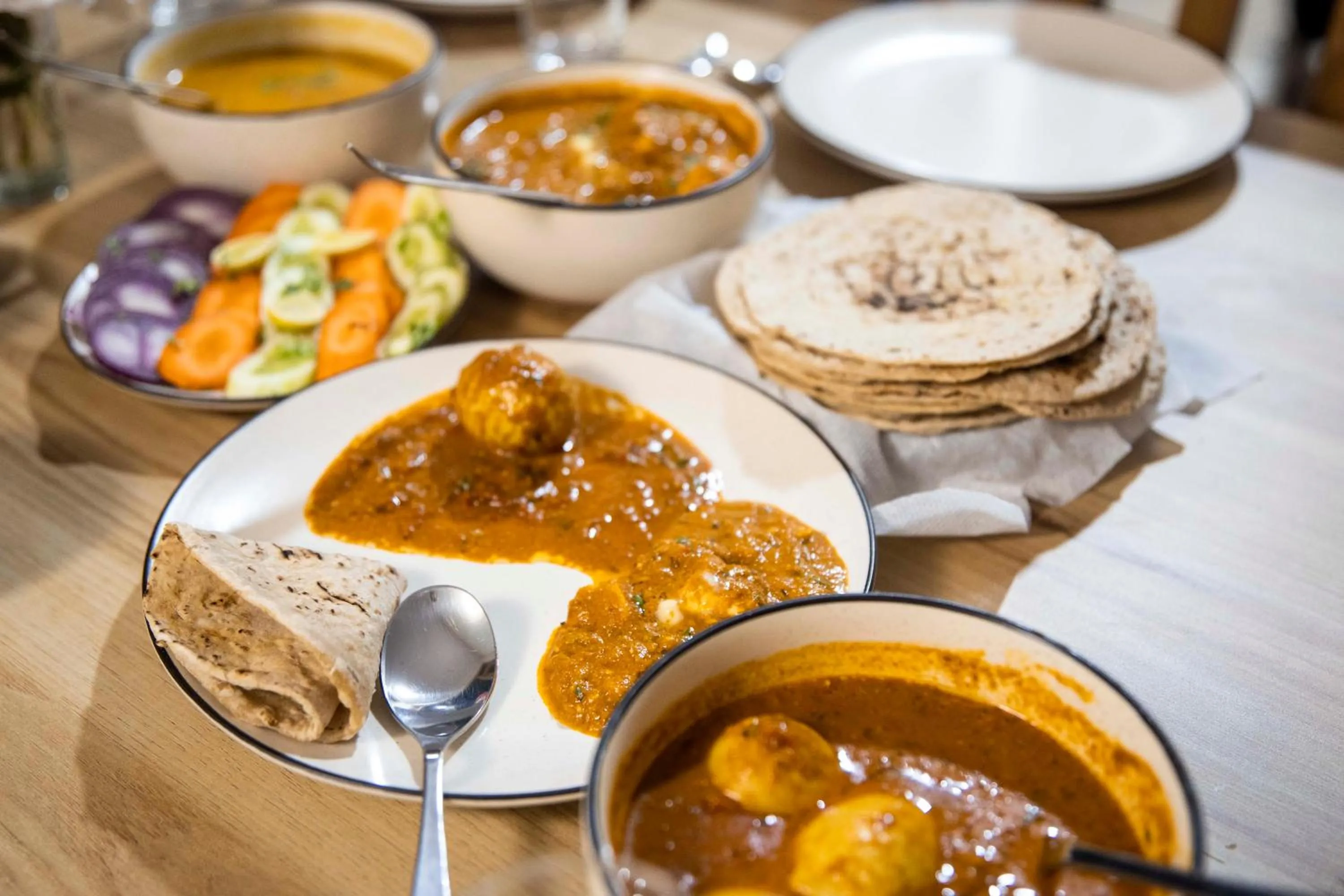 Food and drinks in The Kamru Riverside Camps and Resorts