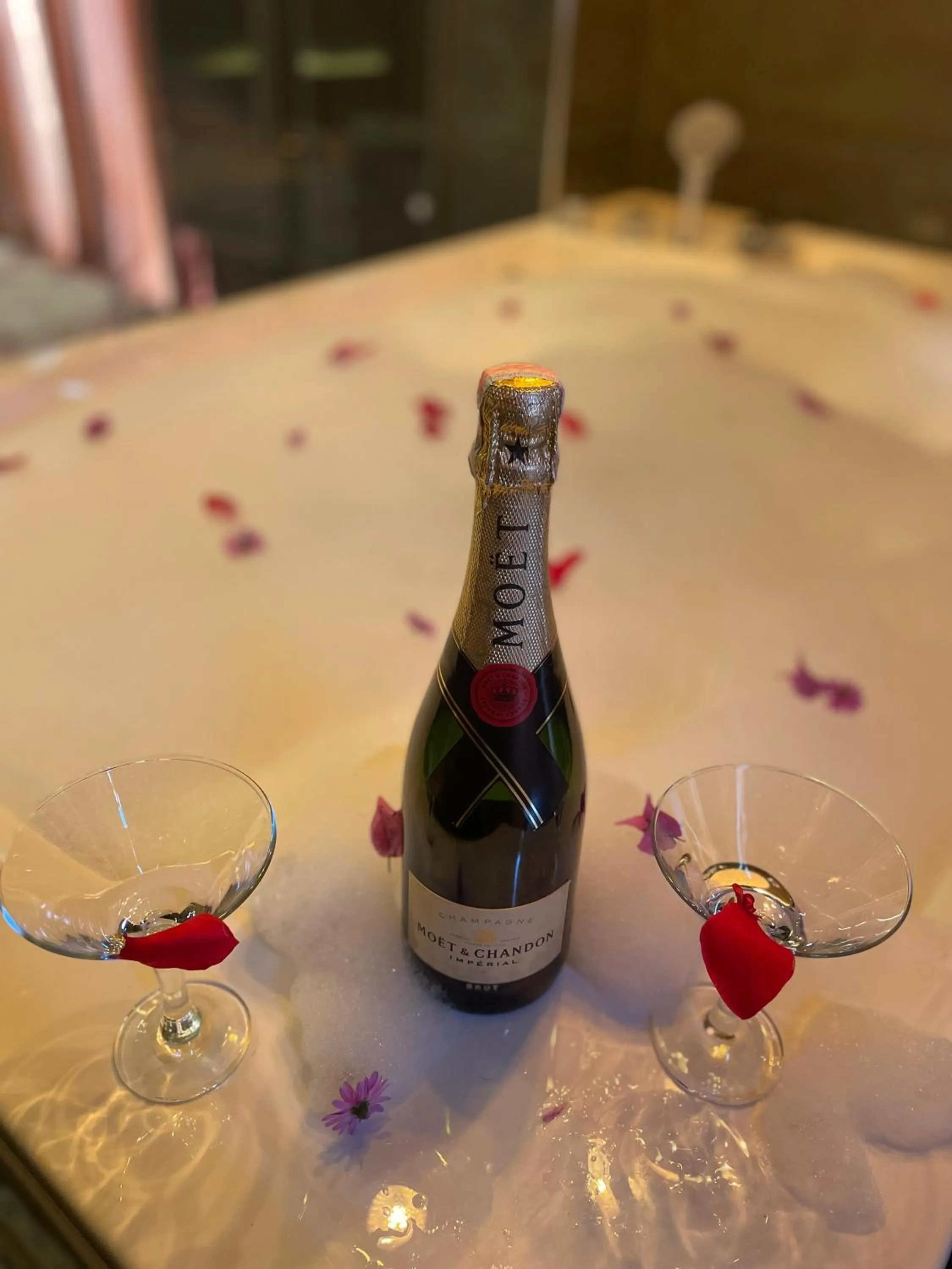 GRAND JNK Boutique Hotel