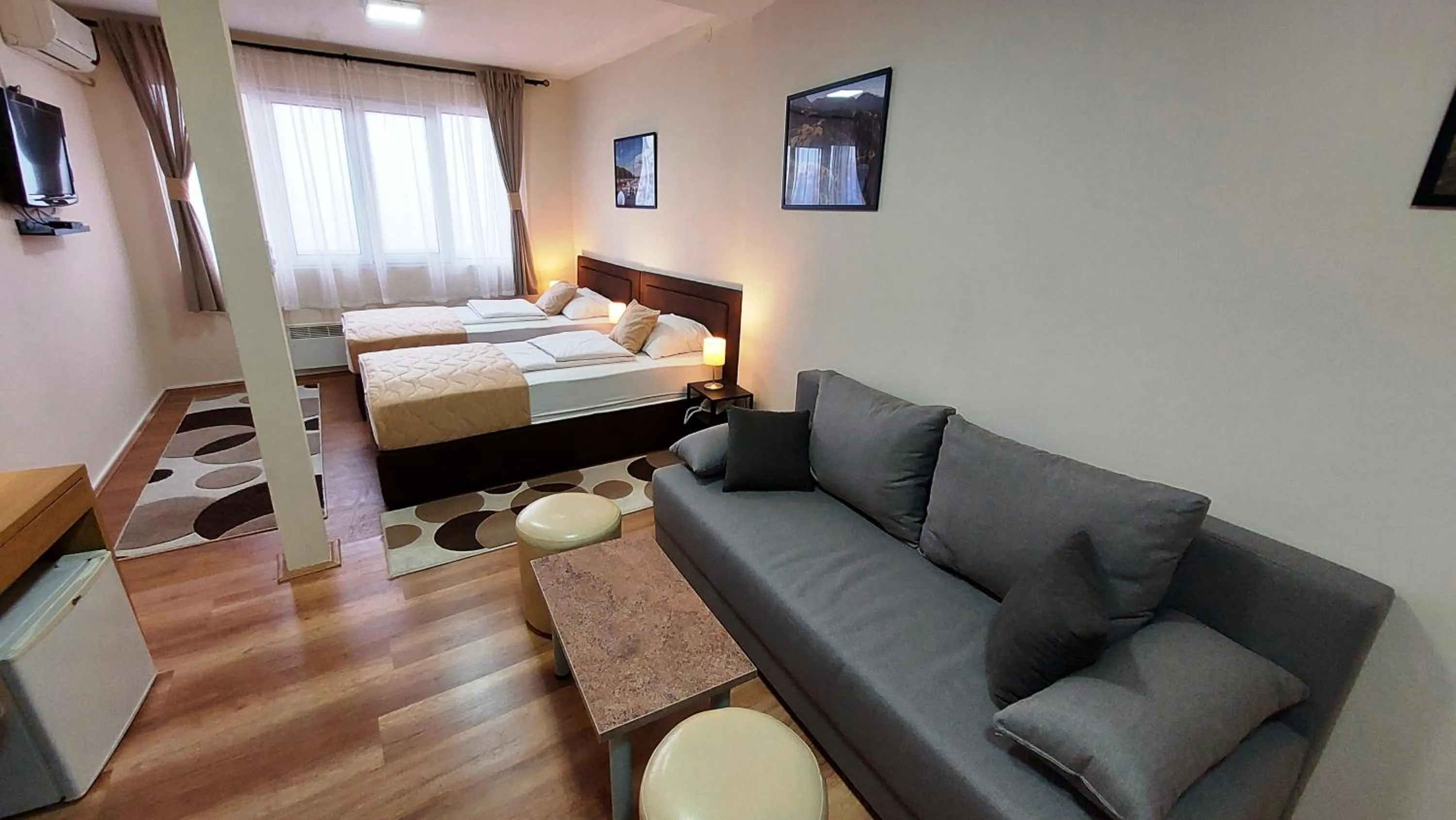 Photo of the whole room, Bed in Hotel Villa Panorama