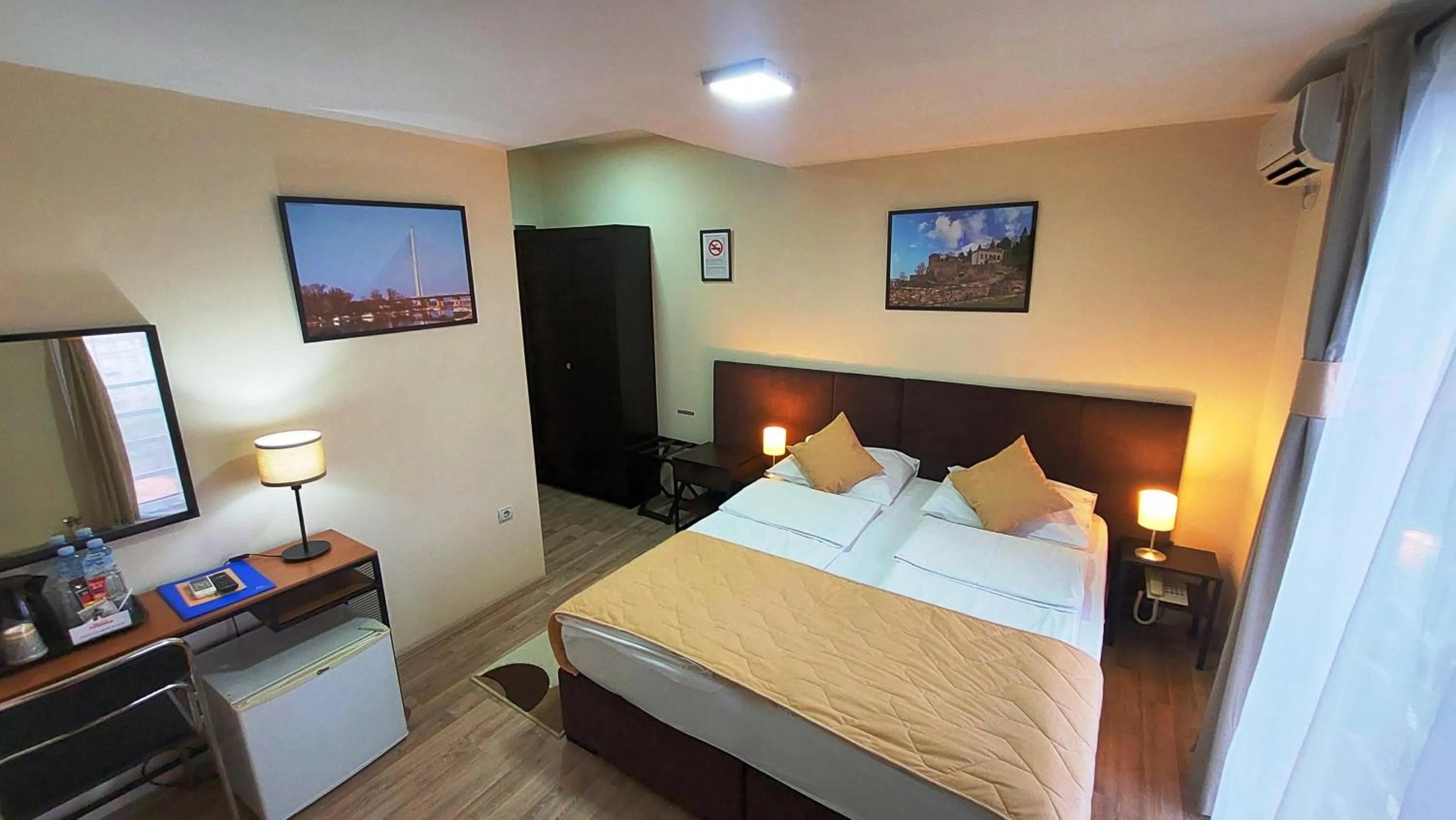 Photo of the whole room, Bed in Hotel Villa Panorama