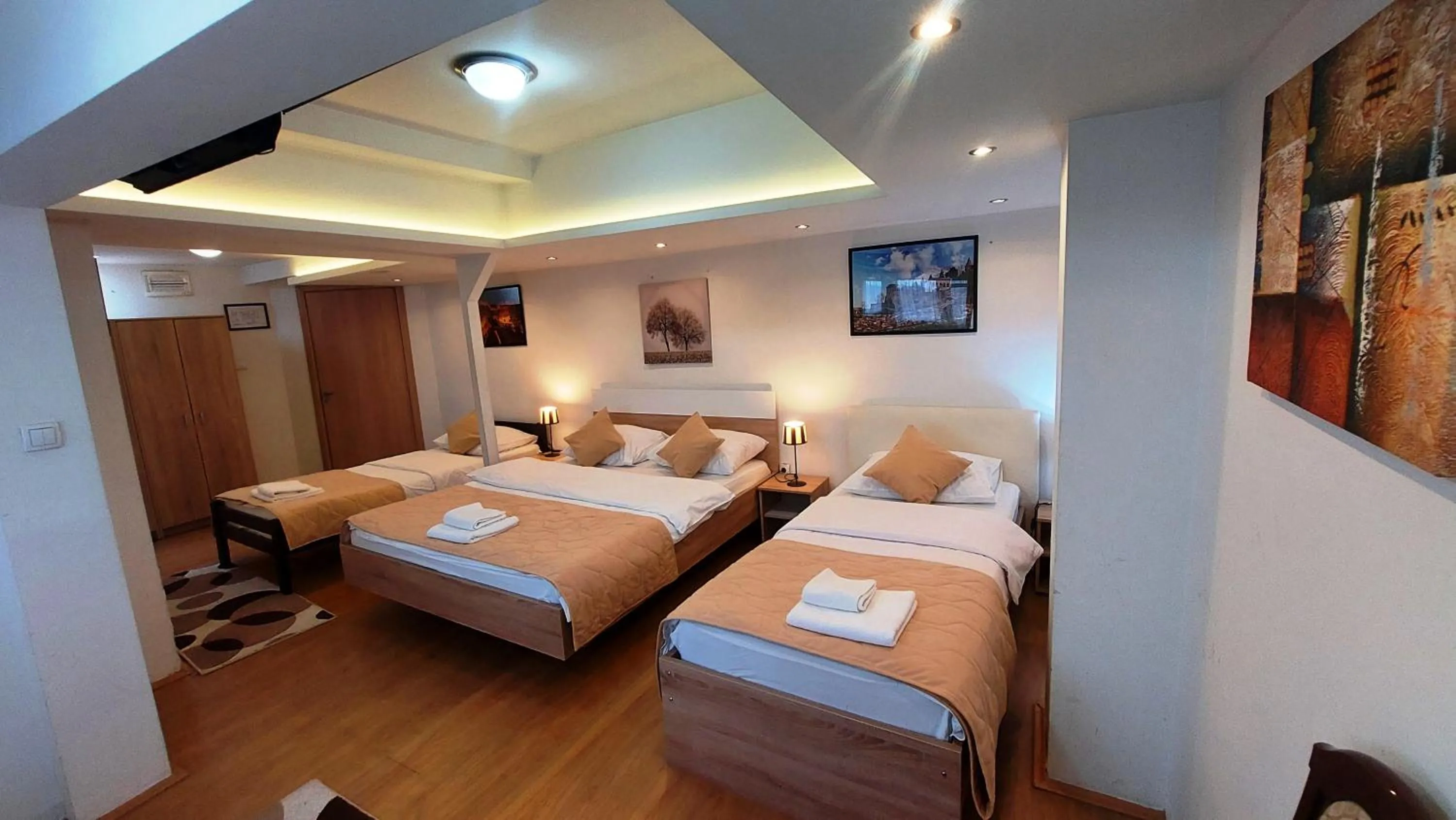 Photo of the whole room, Bed in Hotel Villa Panorama