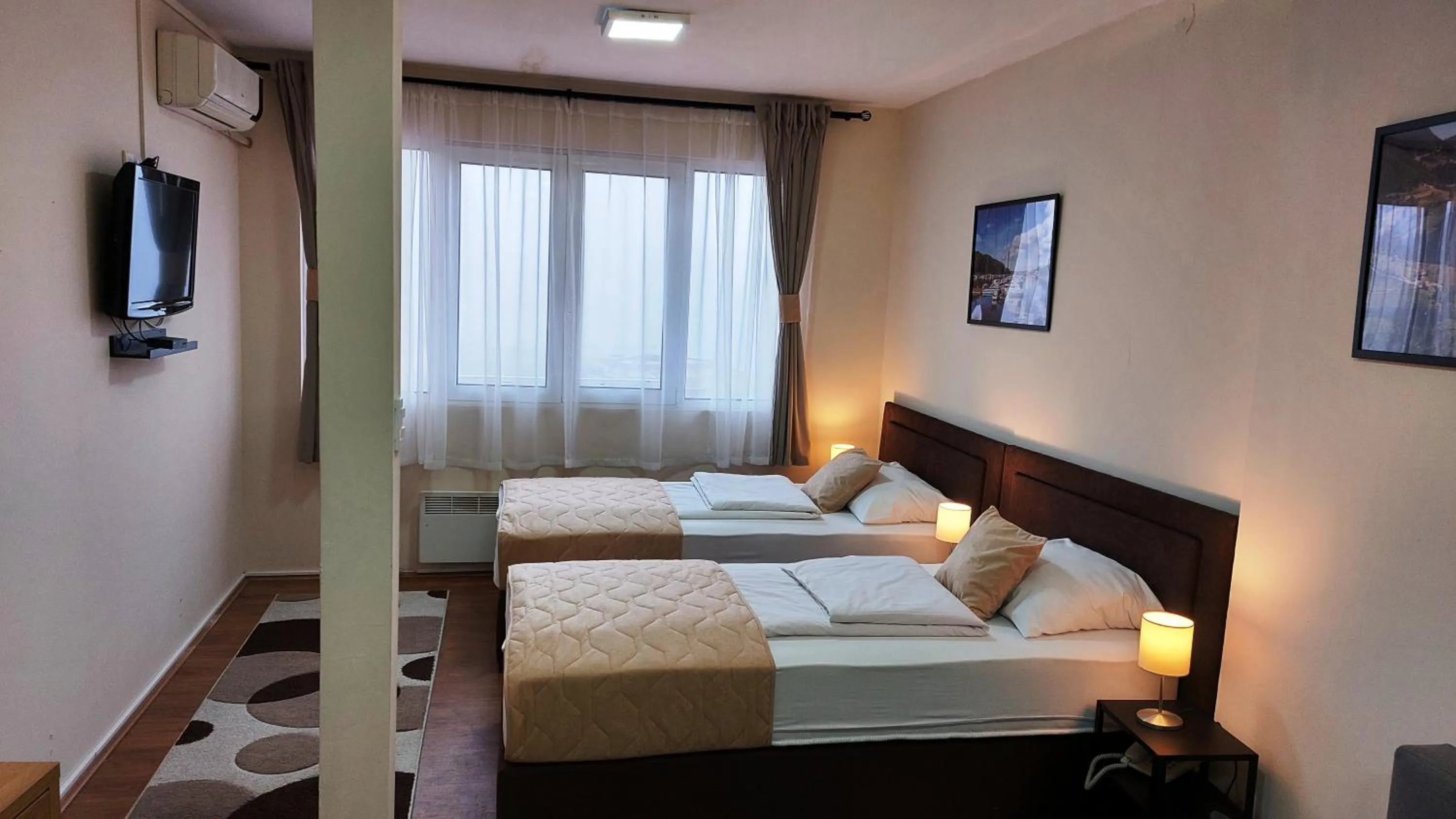 Photo of the whole room, Bed in Hotel Villa Panorama