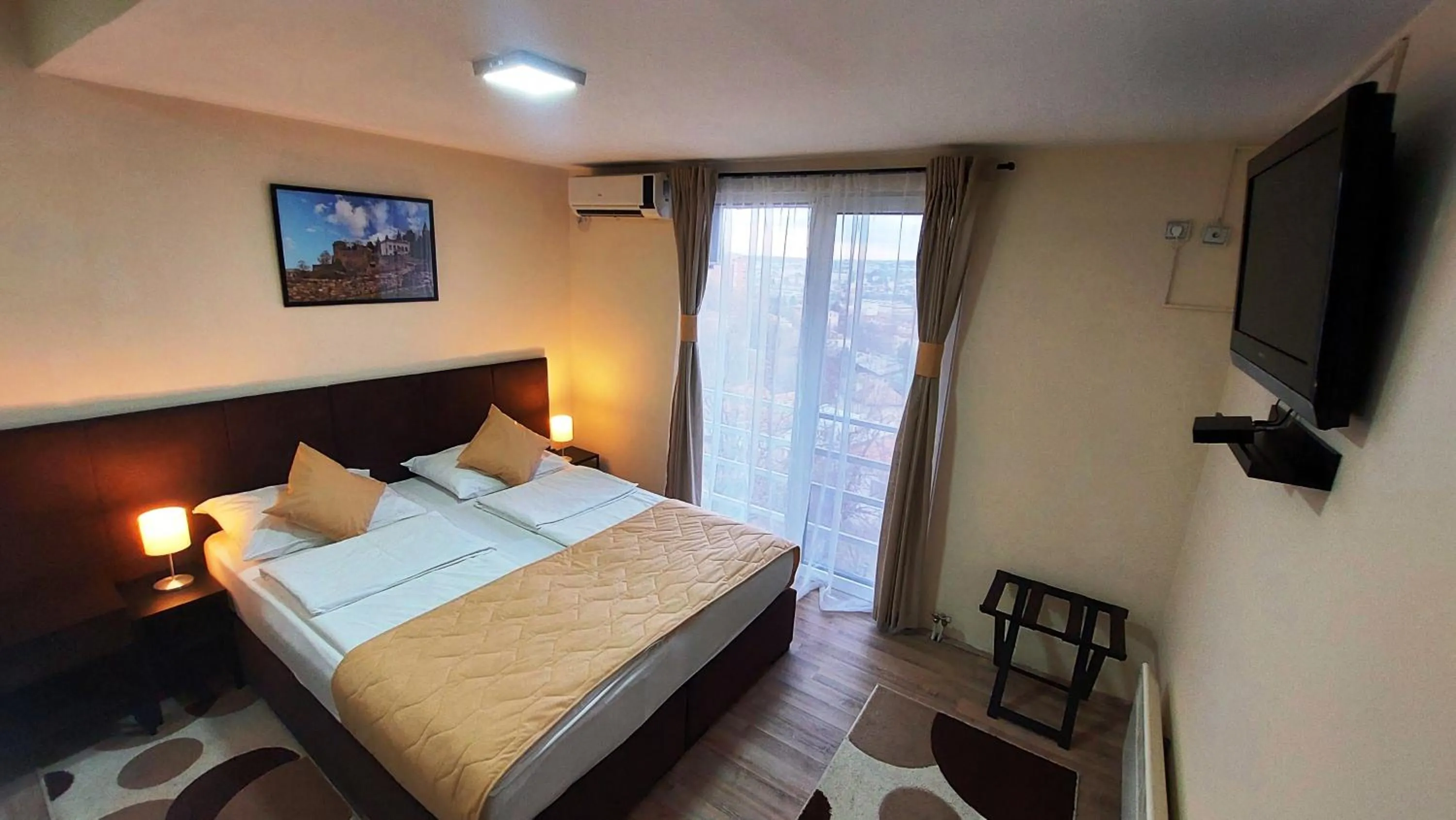 Photo of the whole room, Bed in Hotel Villa Panorama