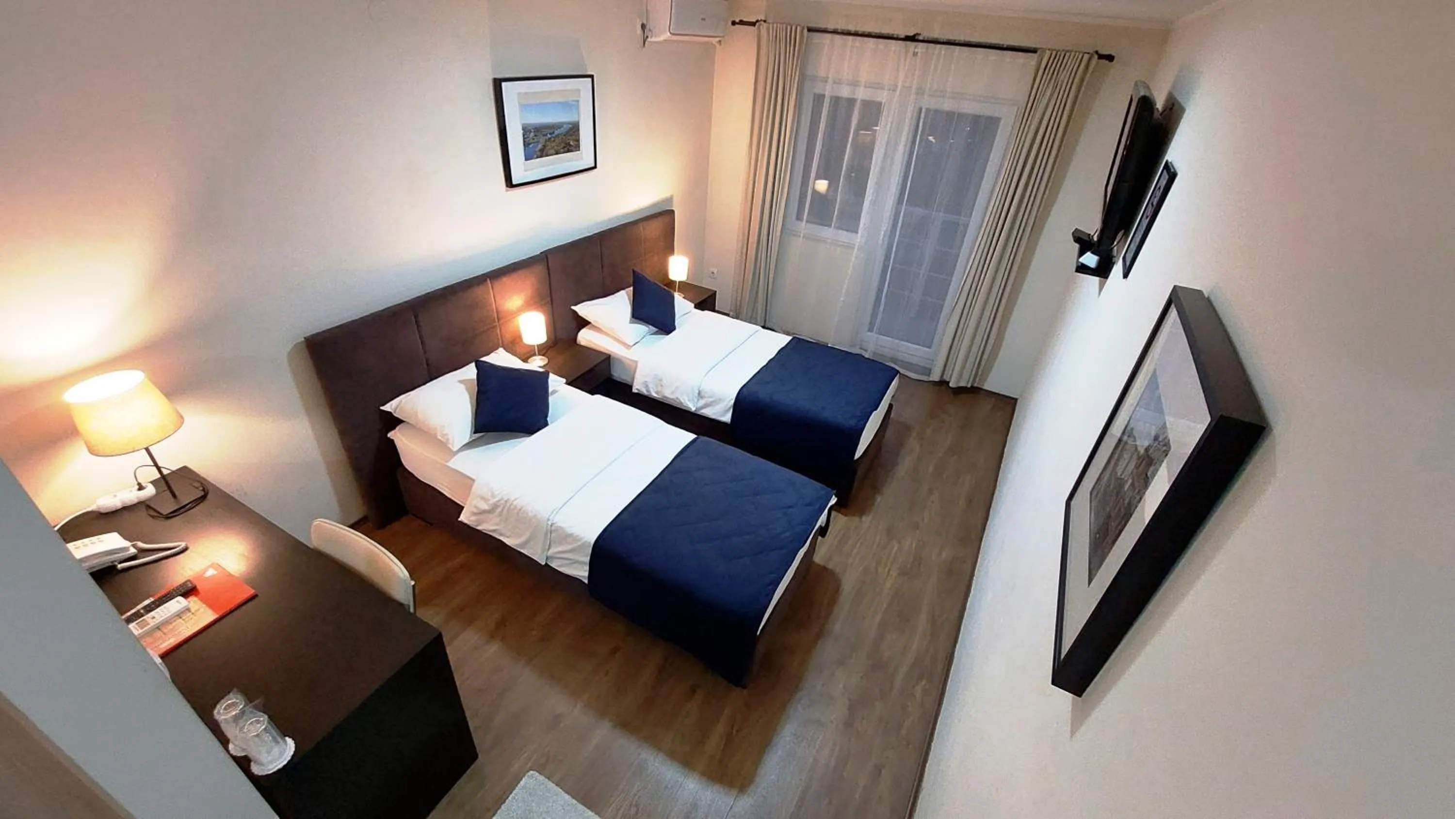 Photo of the whole room, Bed in Hotel Villa Panorama