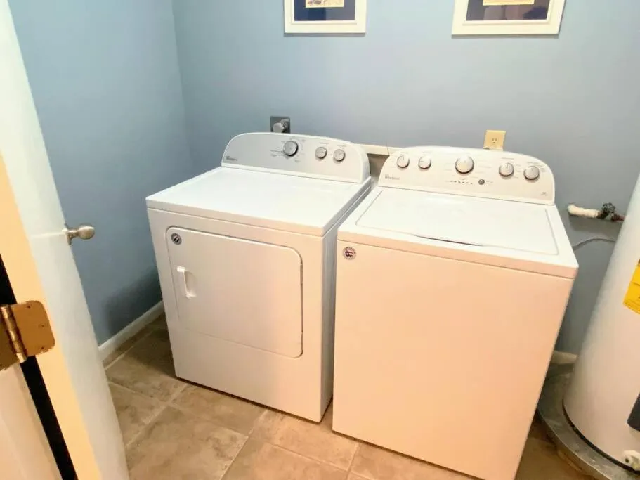 washing machine in Summer House 109 - Beach and Pool Walkout - 30 Seconds to Sand