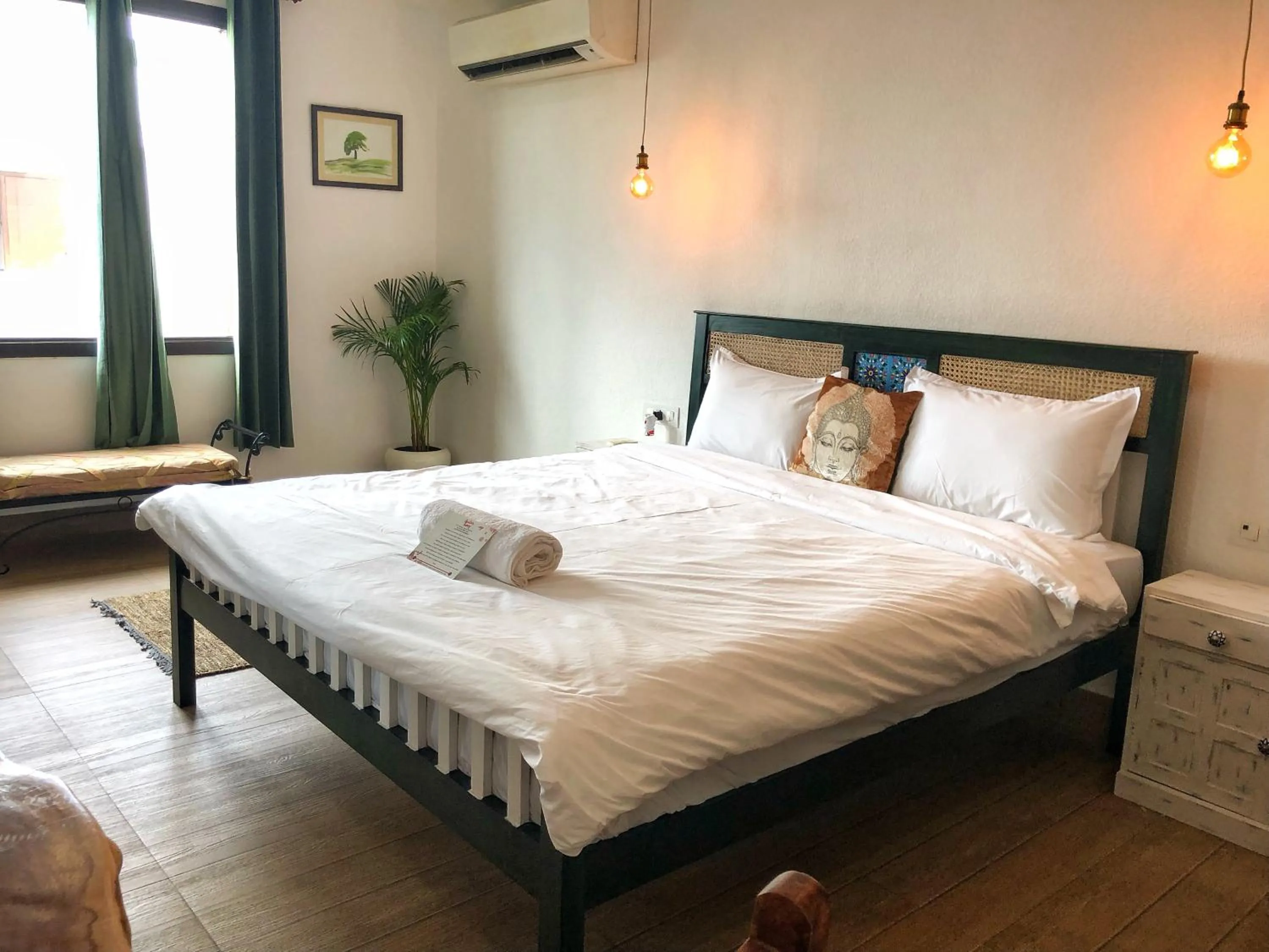 Bed in Avatar Living@ Greater Kailash 2