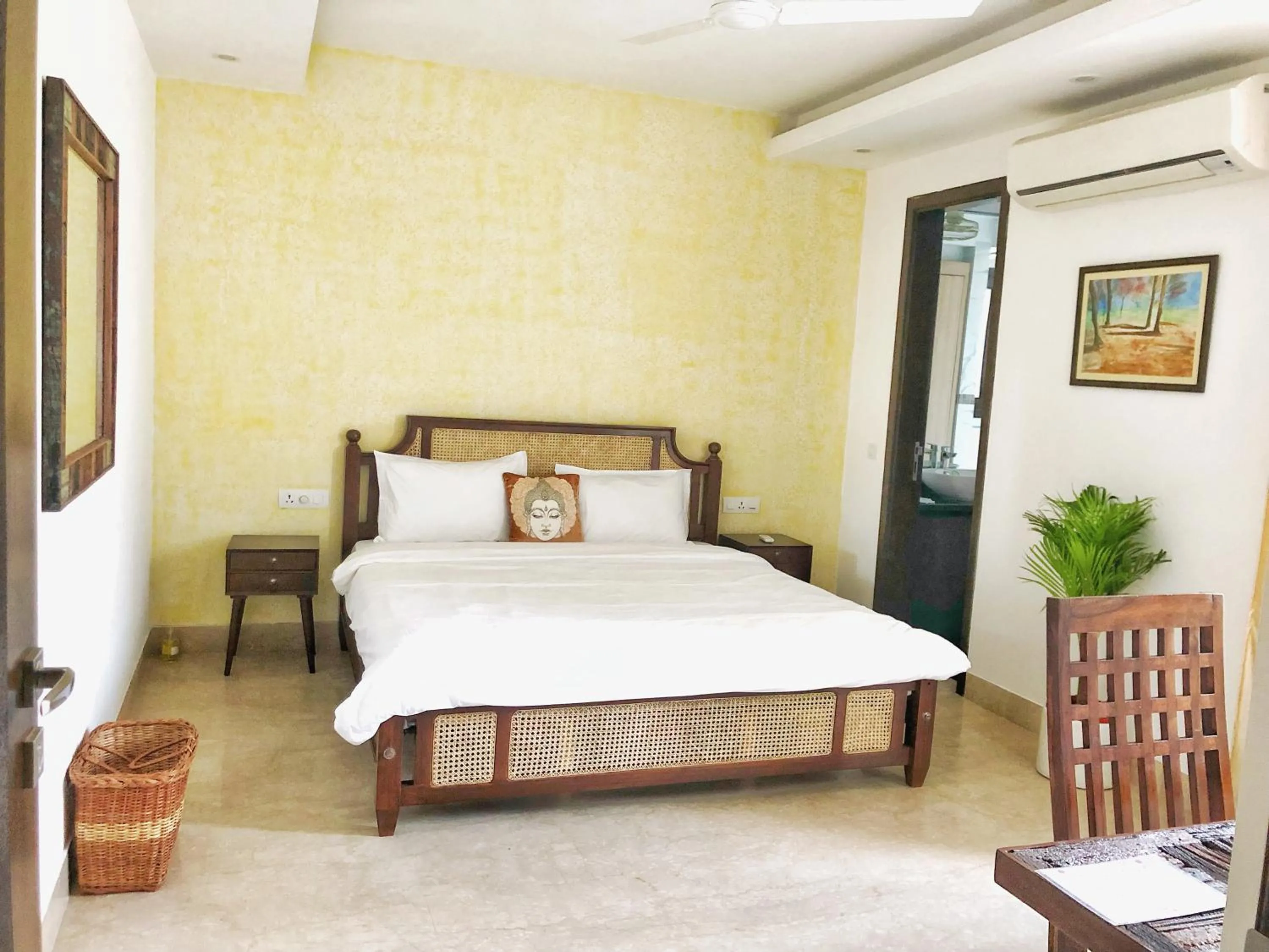 Bed in Avatar Living@ Greater Kailash 2