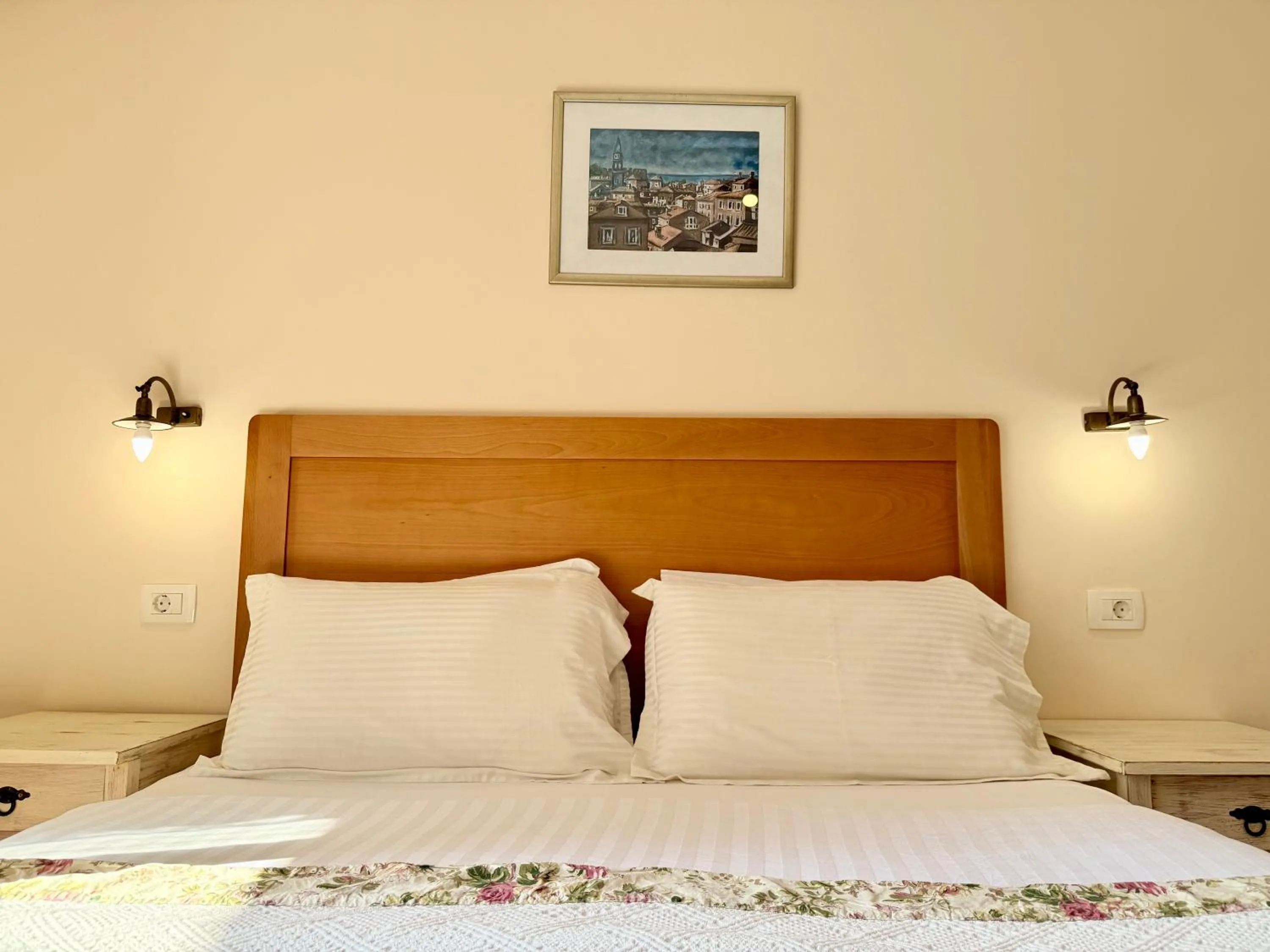 Bed in Villa Perla Di Mare Budva