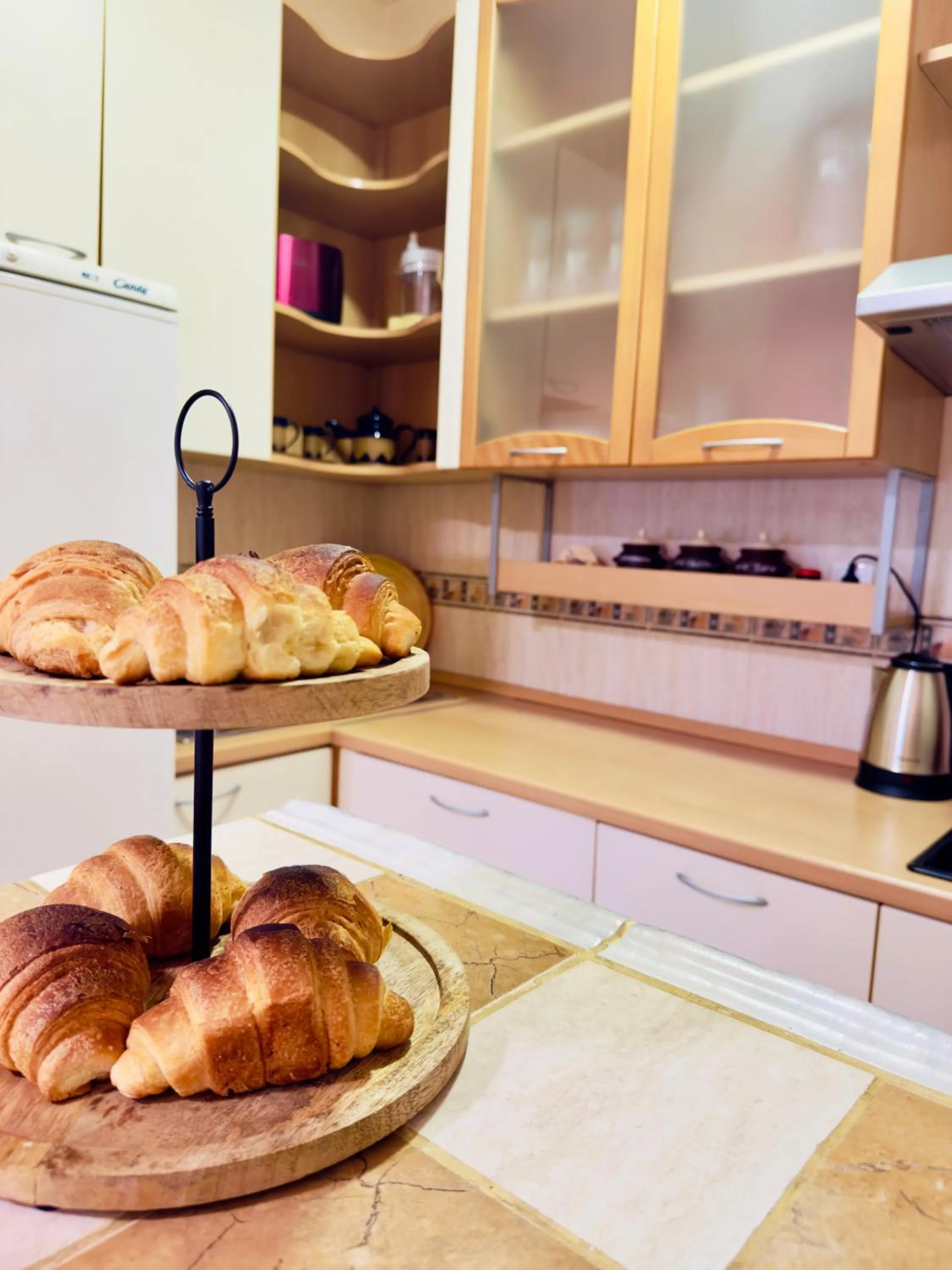 Kitchen or kitchenette in Villa Perla Di Mare Budva
