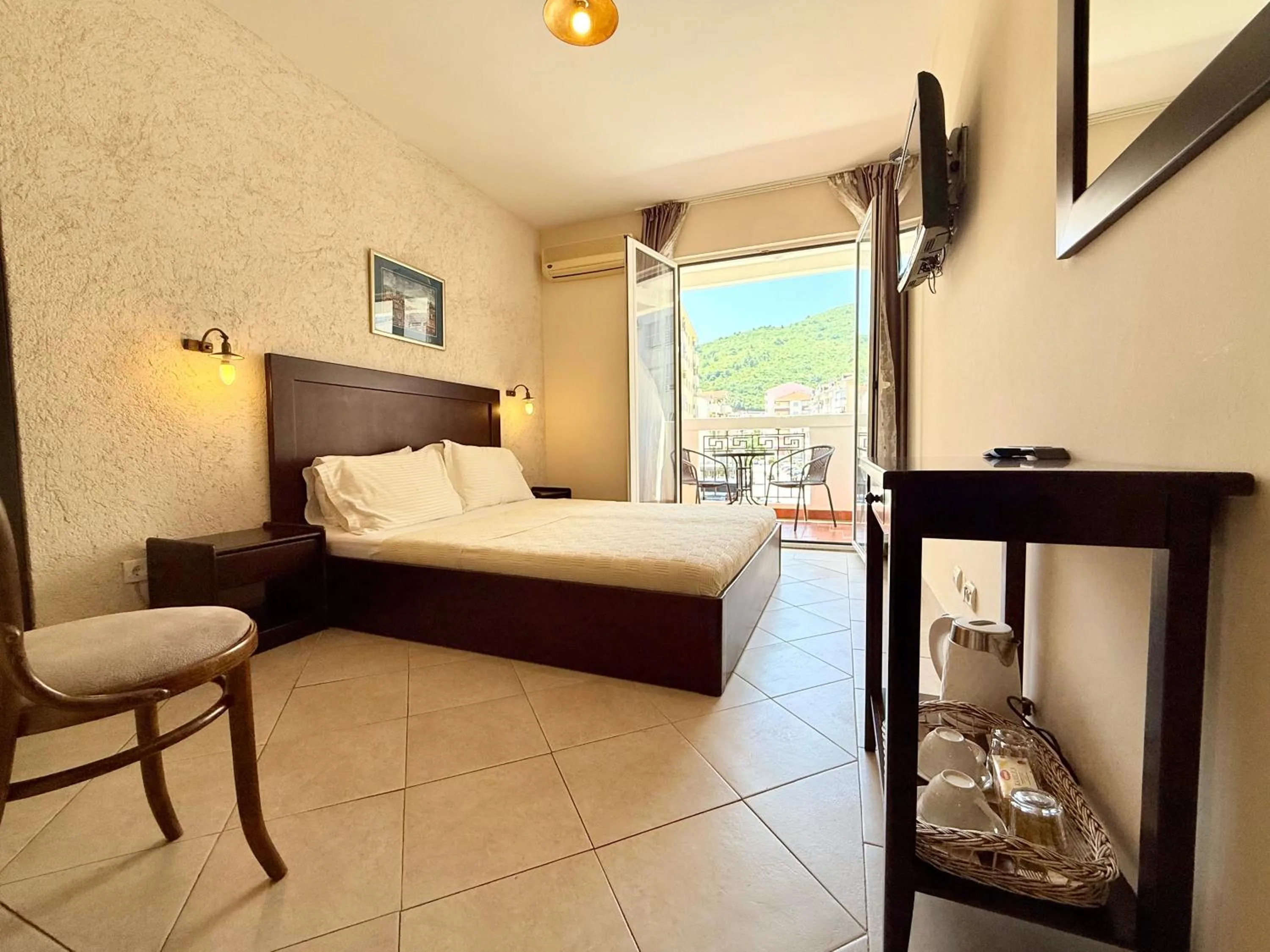 Bed in Villa Perla Di Mare Budva