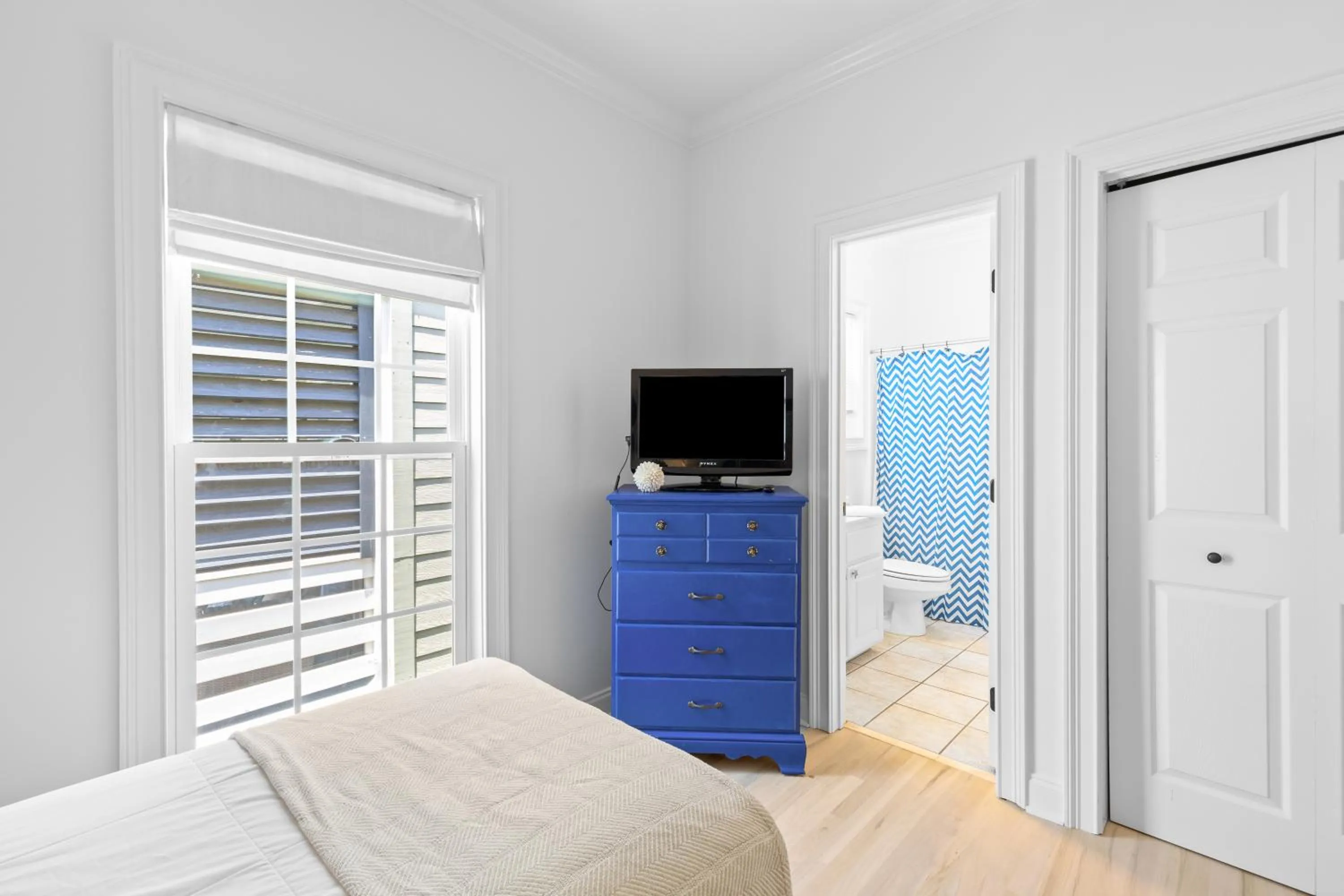 Bedroom, Bed in 3 Summer Dunes - Classic Ocean View Beach House!