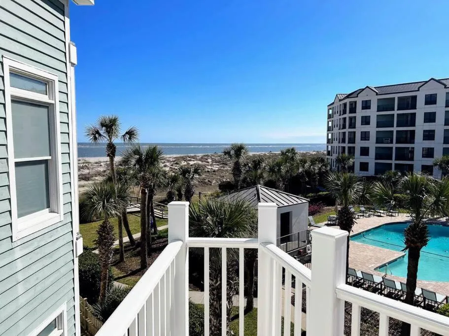Property building in 3 Summer Dunes - Classic Ocean View Beach House!