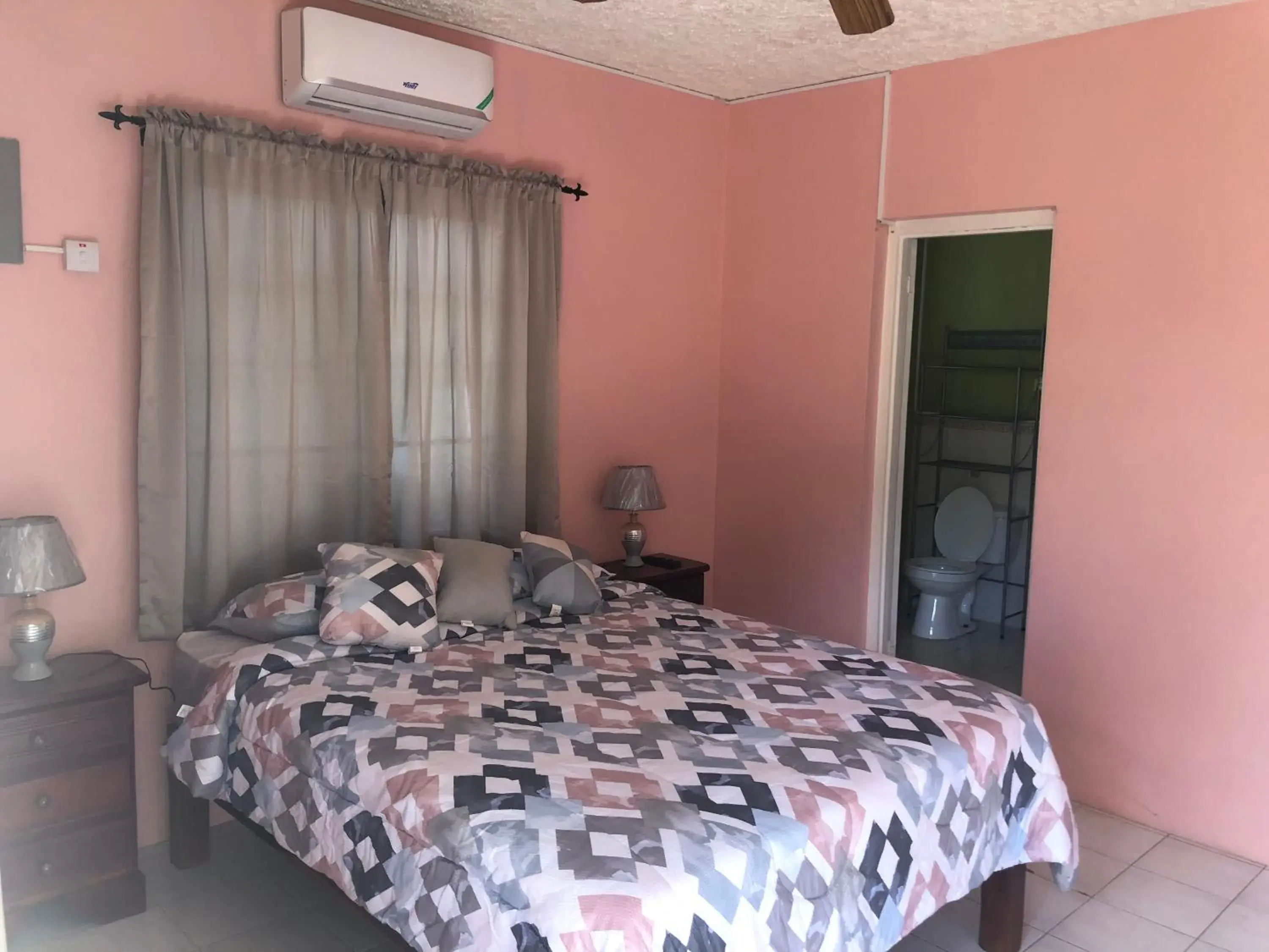 Queen Room with Garden View in Negril Beachside Queen Room with Garden View in Negril Beachside