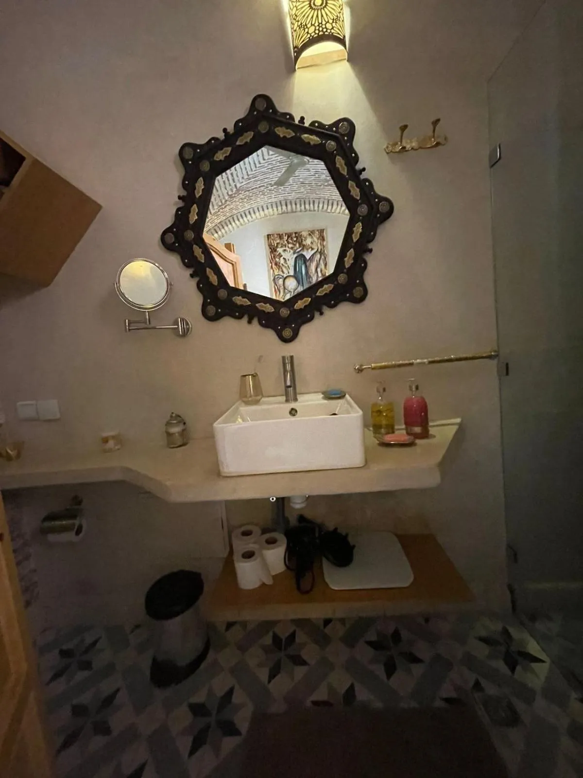 Bathroom in RIAD LUXE LOCATION le GRIZZLY