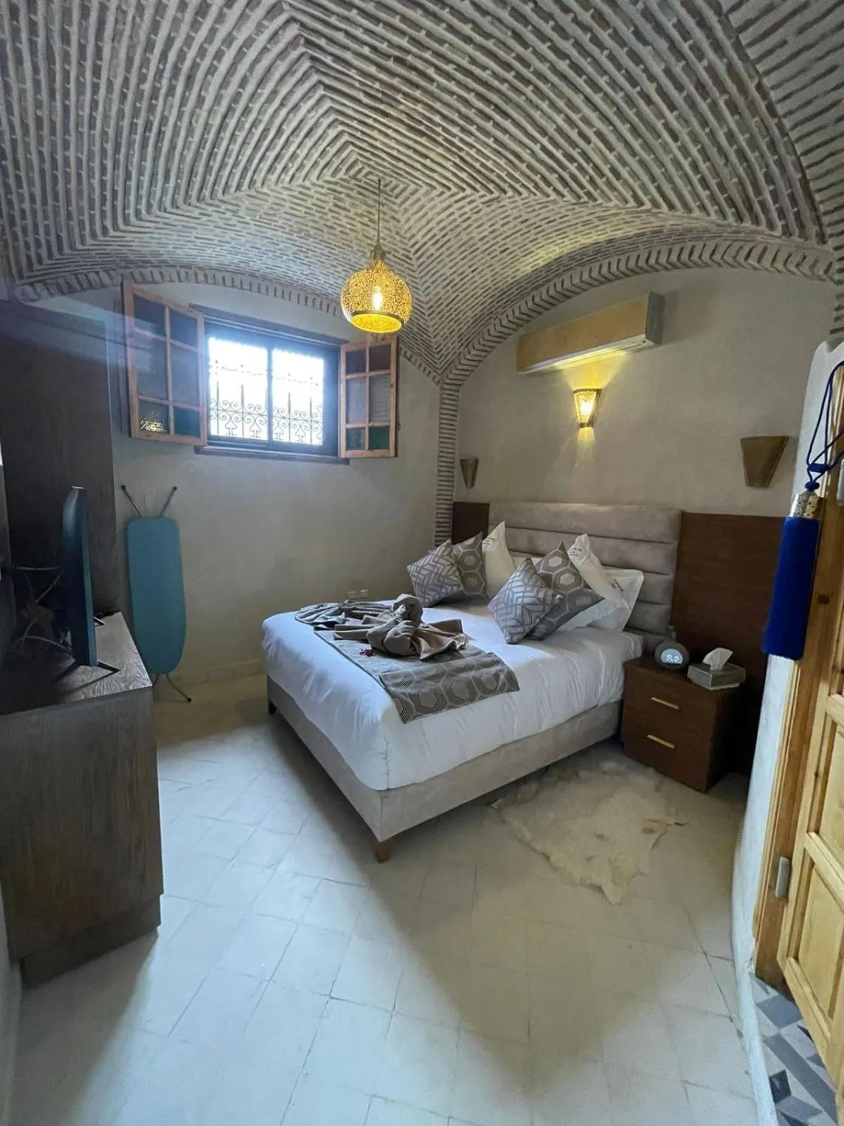Bed in RIAD LUXE LOCATION le GRIZZLY