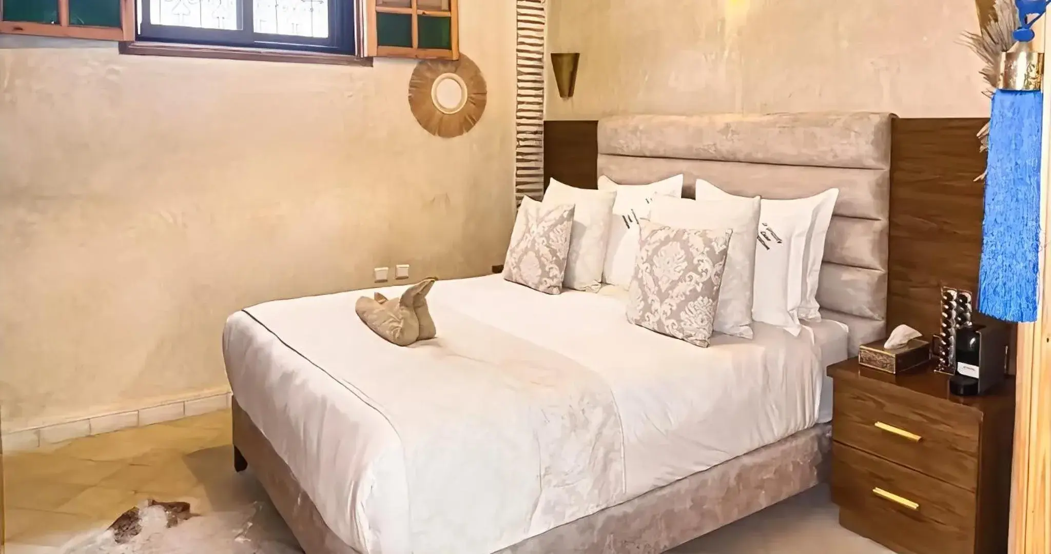 Deluxe Double Room (2 Adults + 1 Child) in RIAD LUXE LOCATION le GRIZZLY Deluxe Double Room (2 Adults + 1 Child) in RIAD LUXE LOCATION le GRIZZLY