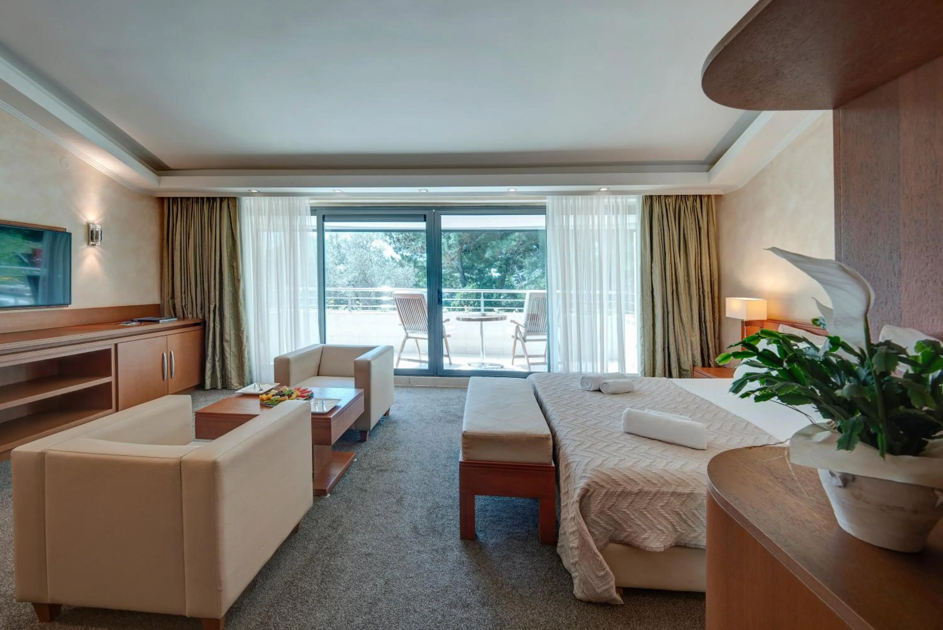 Bed in Monte Casa SPA & Wellness