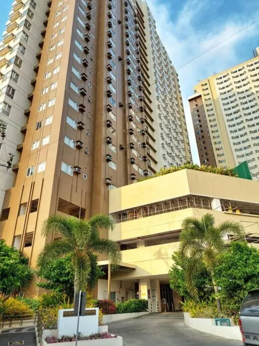 Heart of the City CDO Wifi Netflix