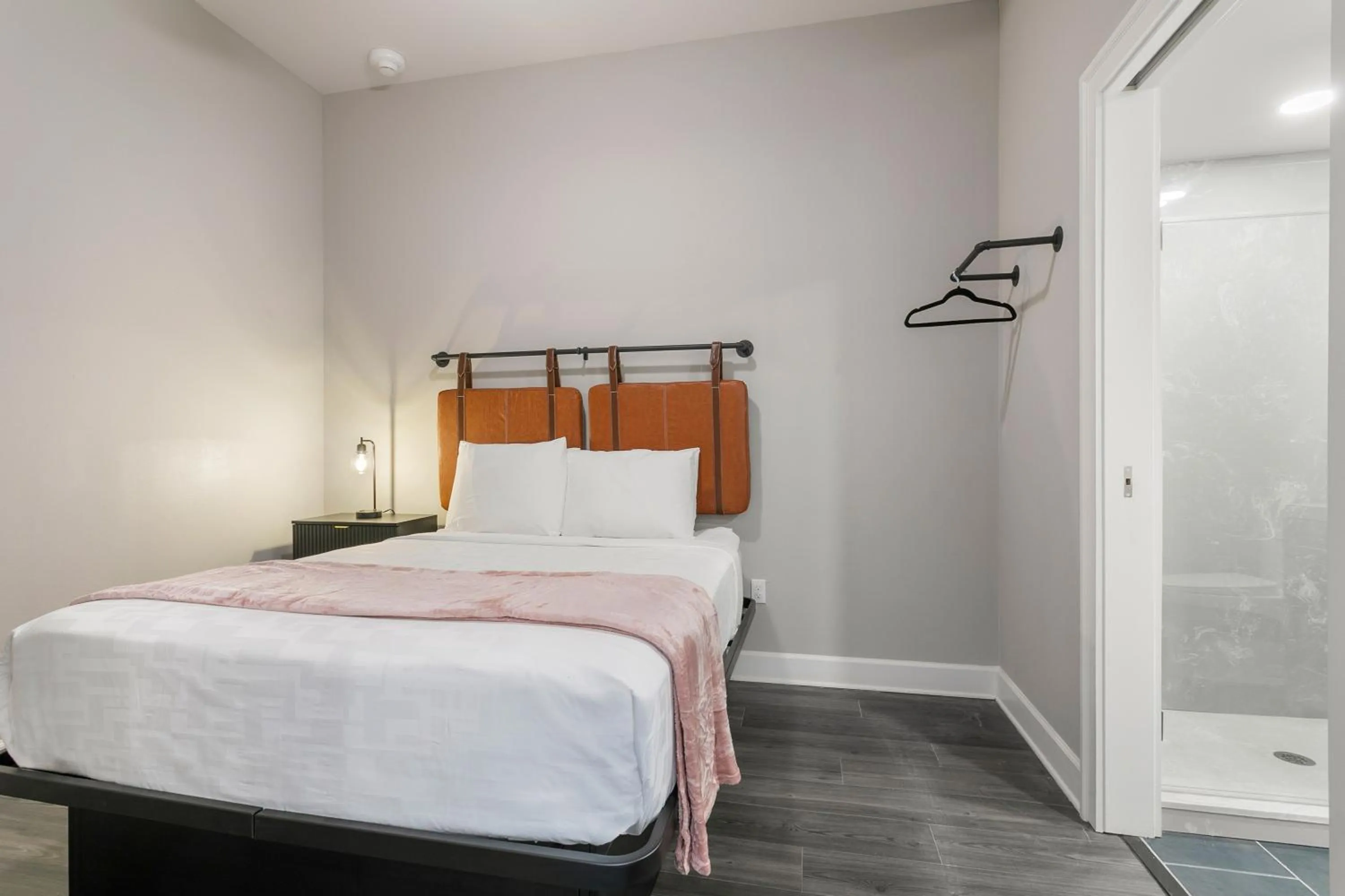 Bedroom, Bed in Bywater Suite Hotel