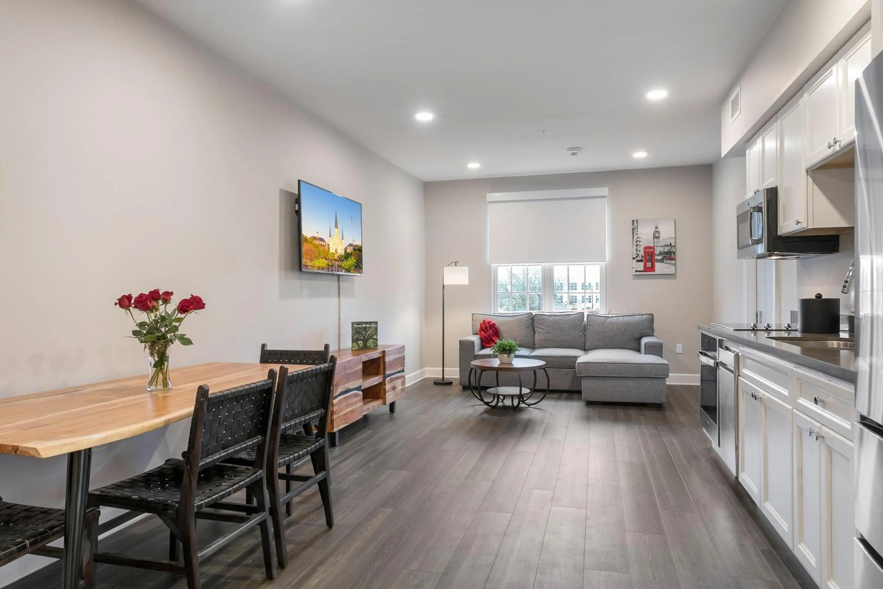 Living room in Bywater Suite Hotel