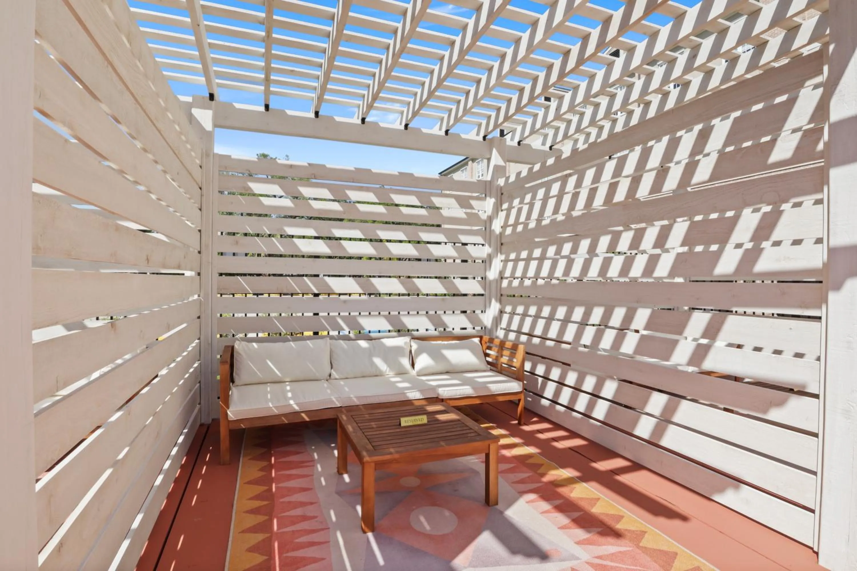 Seating area in Bywater Suite Hotel