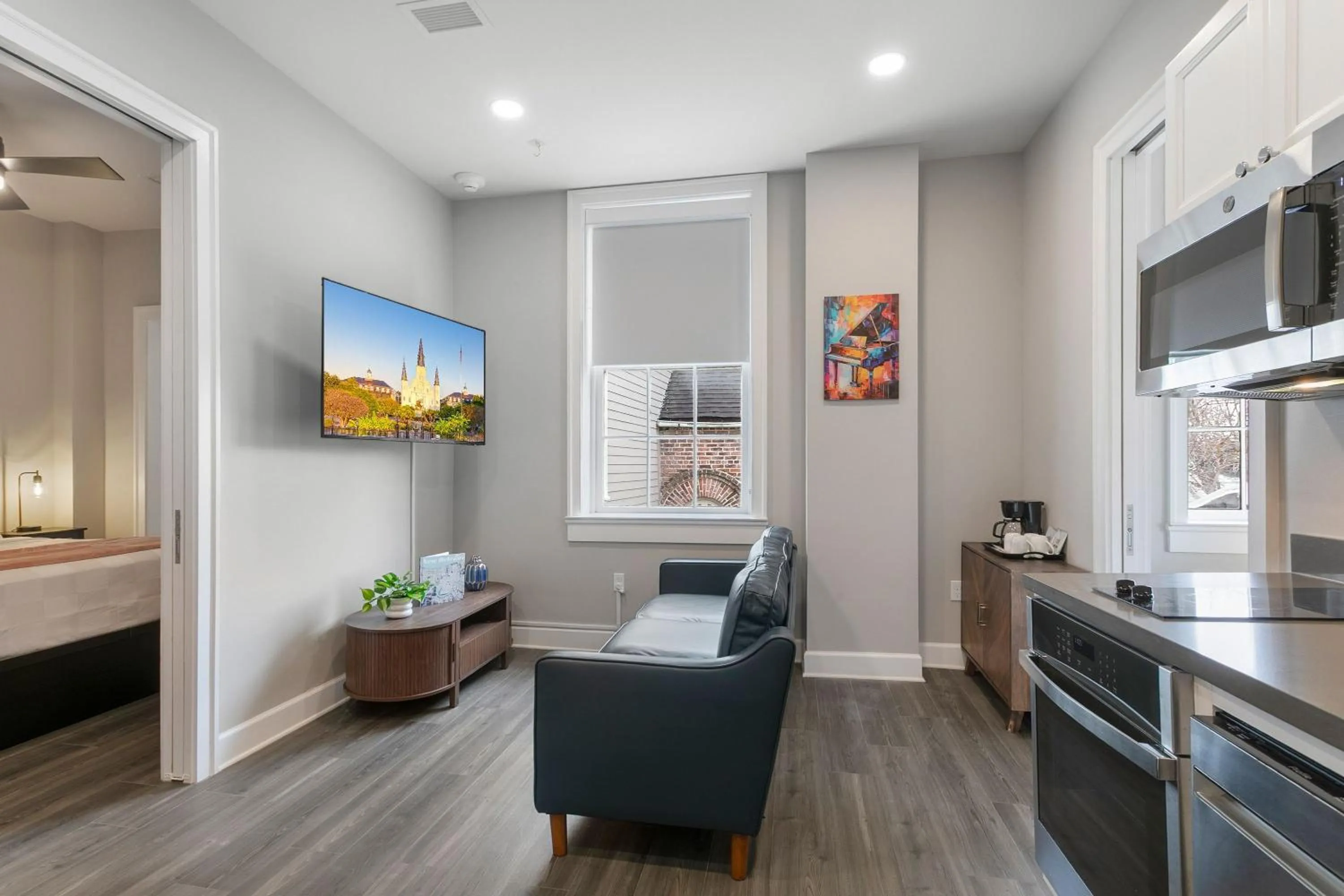 Living room in Bywater Suite Hotel