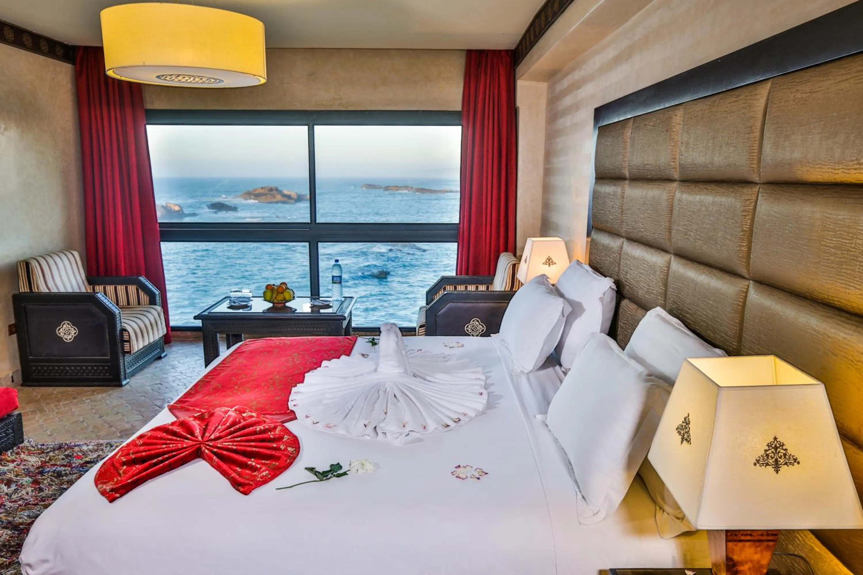 Living room, Bed in Riad Mimouna