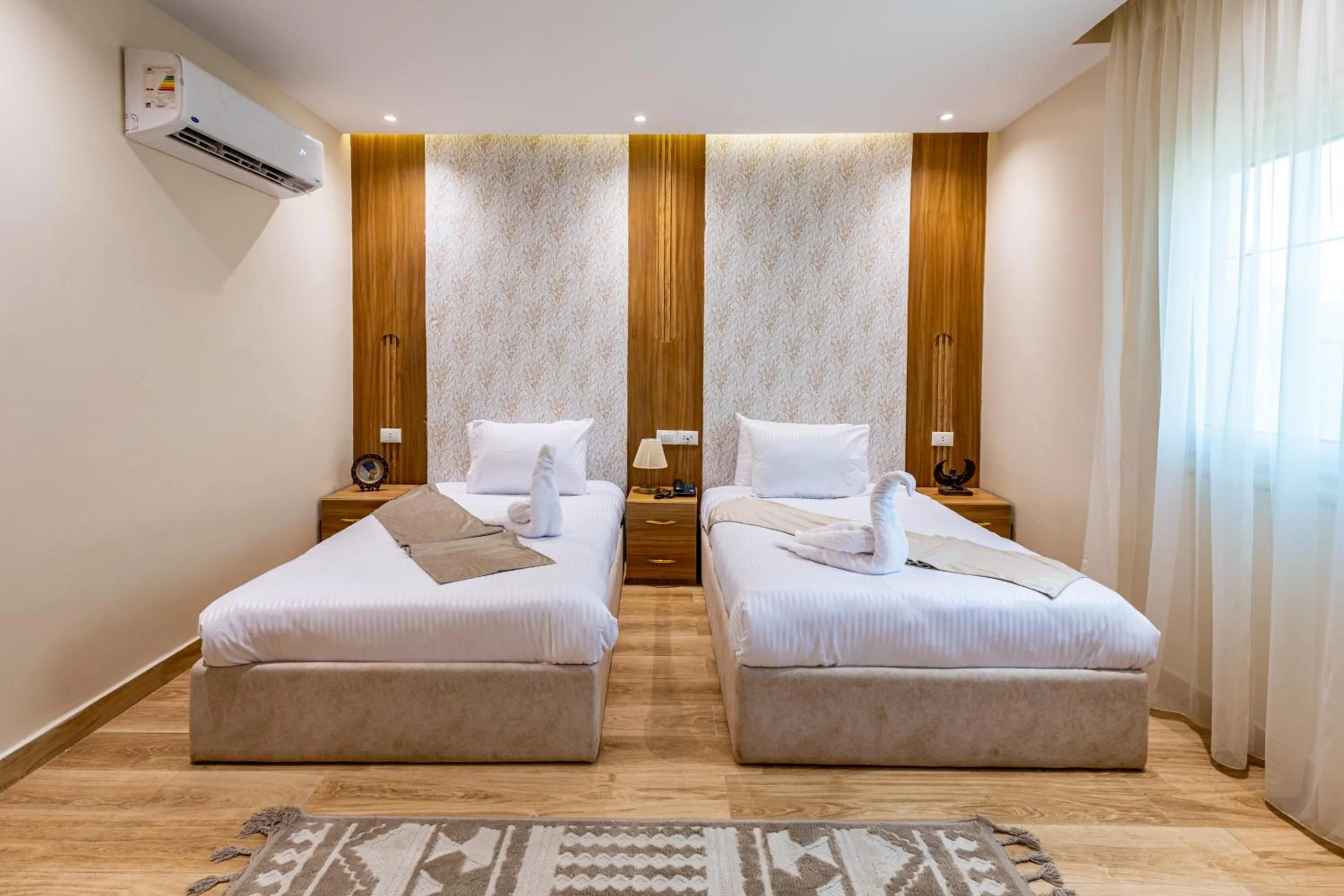 Bed in Pyramids sunrise inn