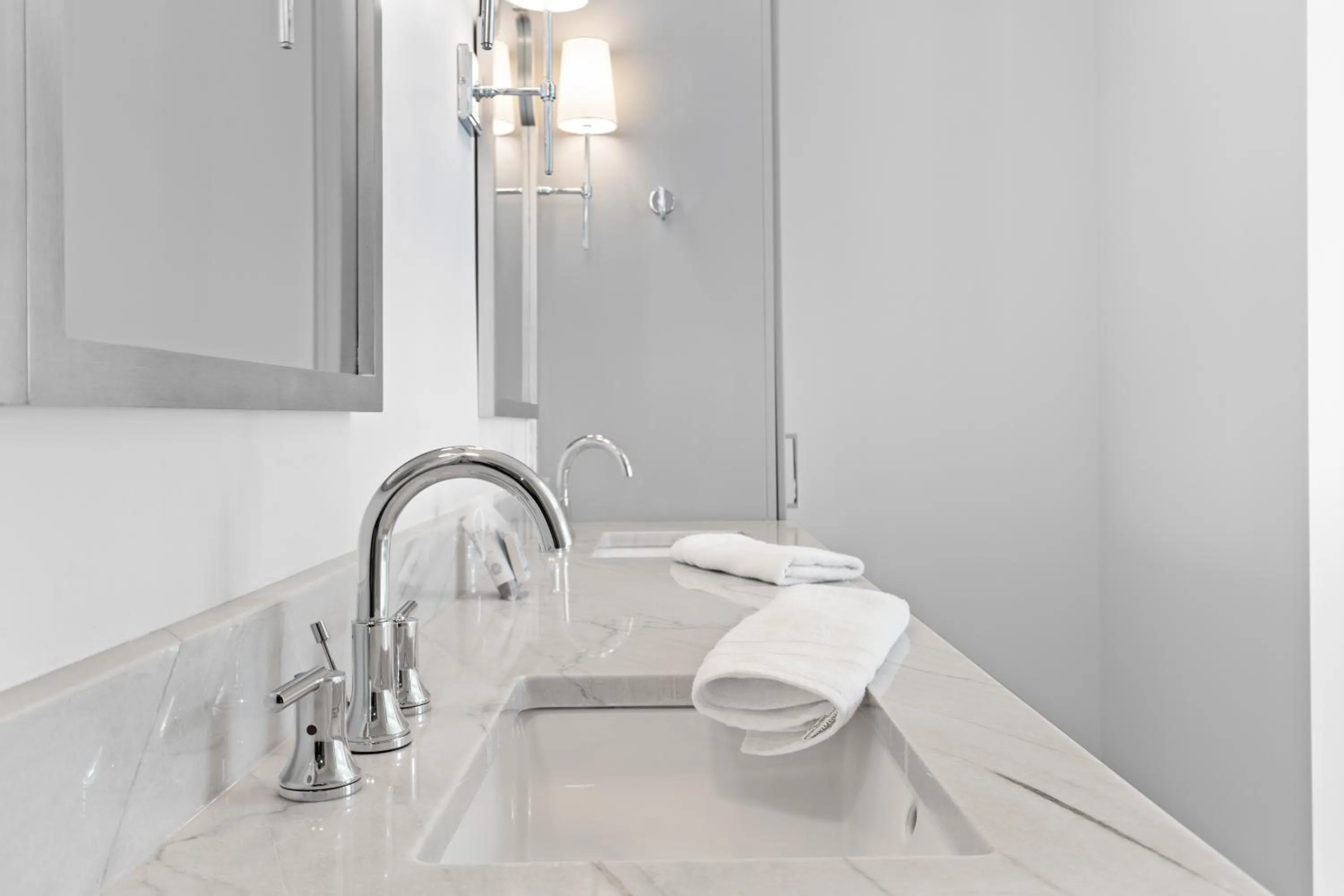 Bathroom in Marsh Island 9 - Best Sunset on the Island! Renovated Home!