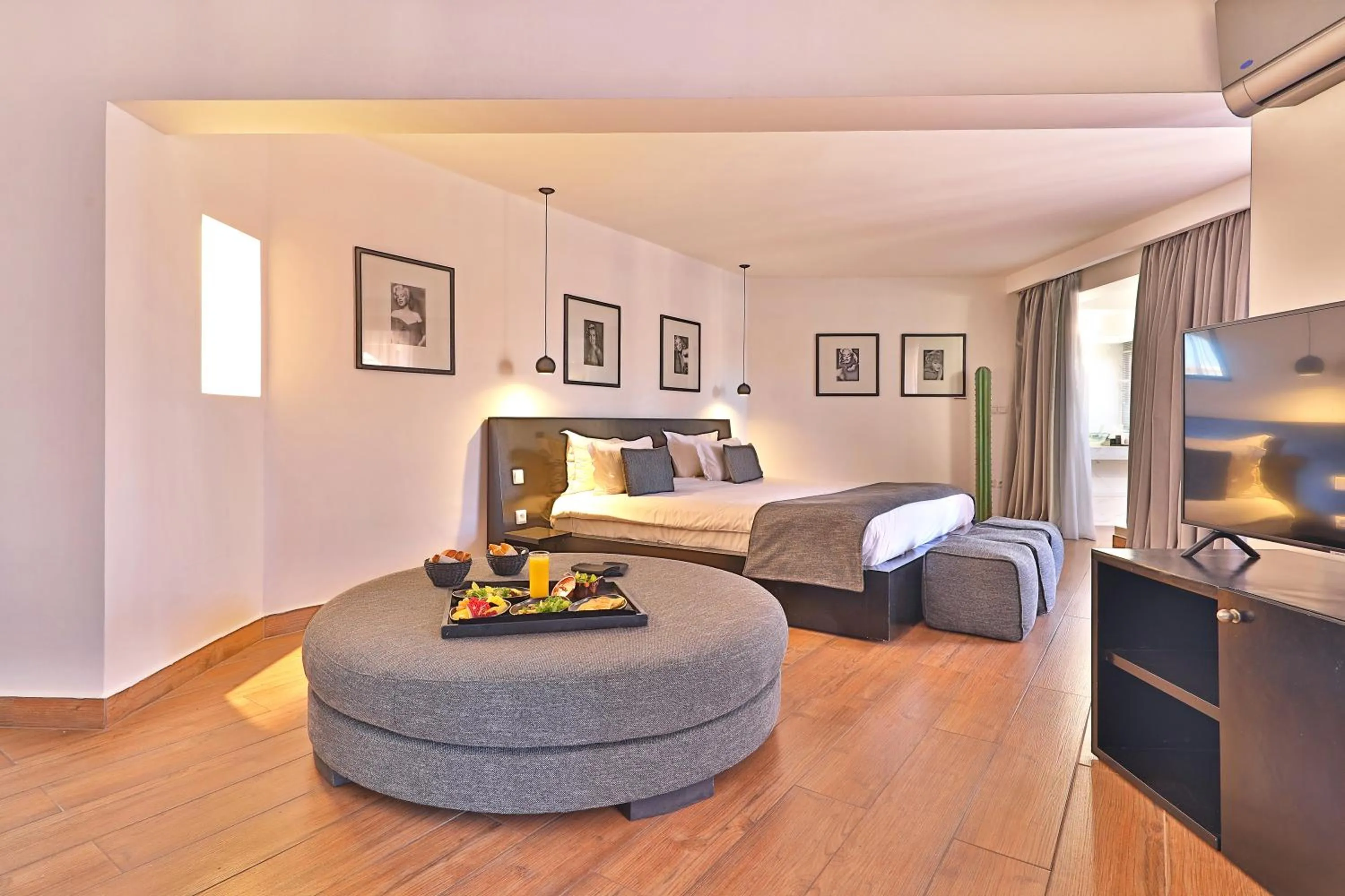 Photo of the whole room, Bed in Bab Hotel