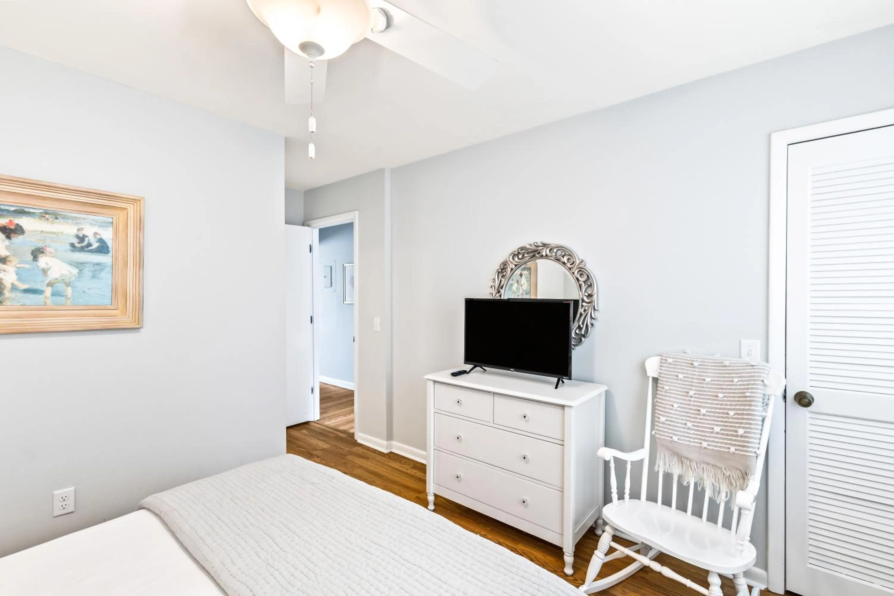 Bed in Mariner's Walk 10F - Charming Oceanview! Two-Story Villa!