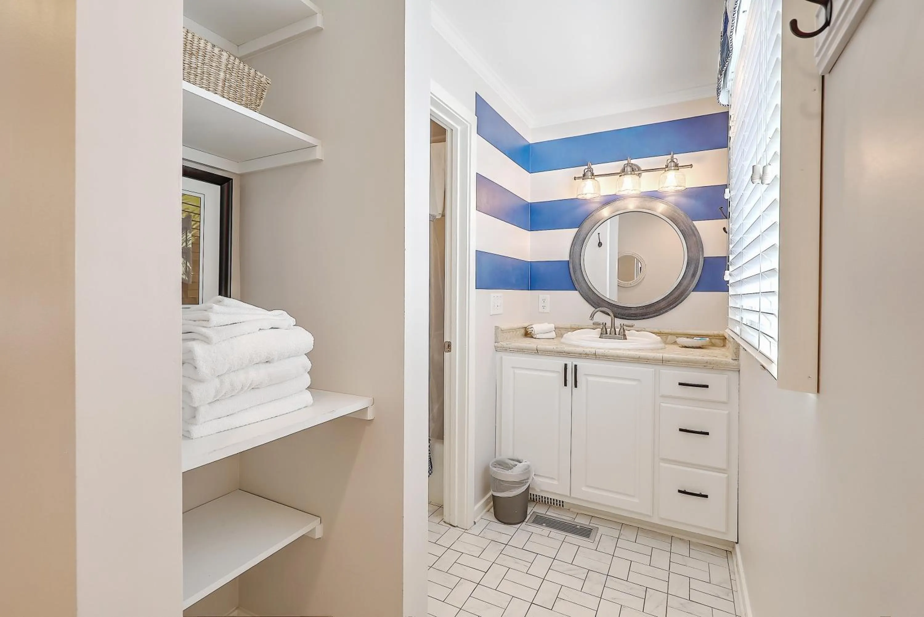 Bathroom in Lagoon Villa 9 - Superb Villa by Pool! Short Walk to Beach