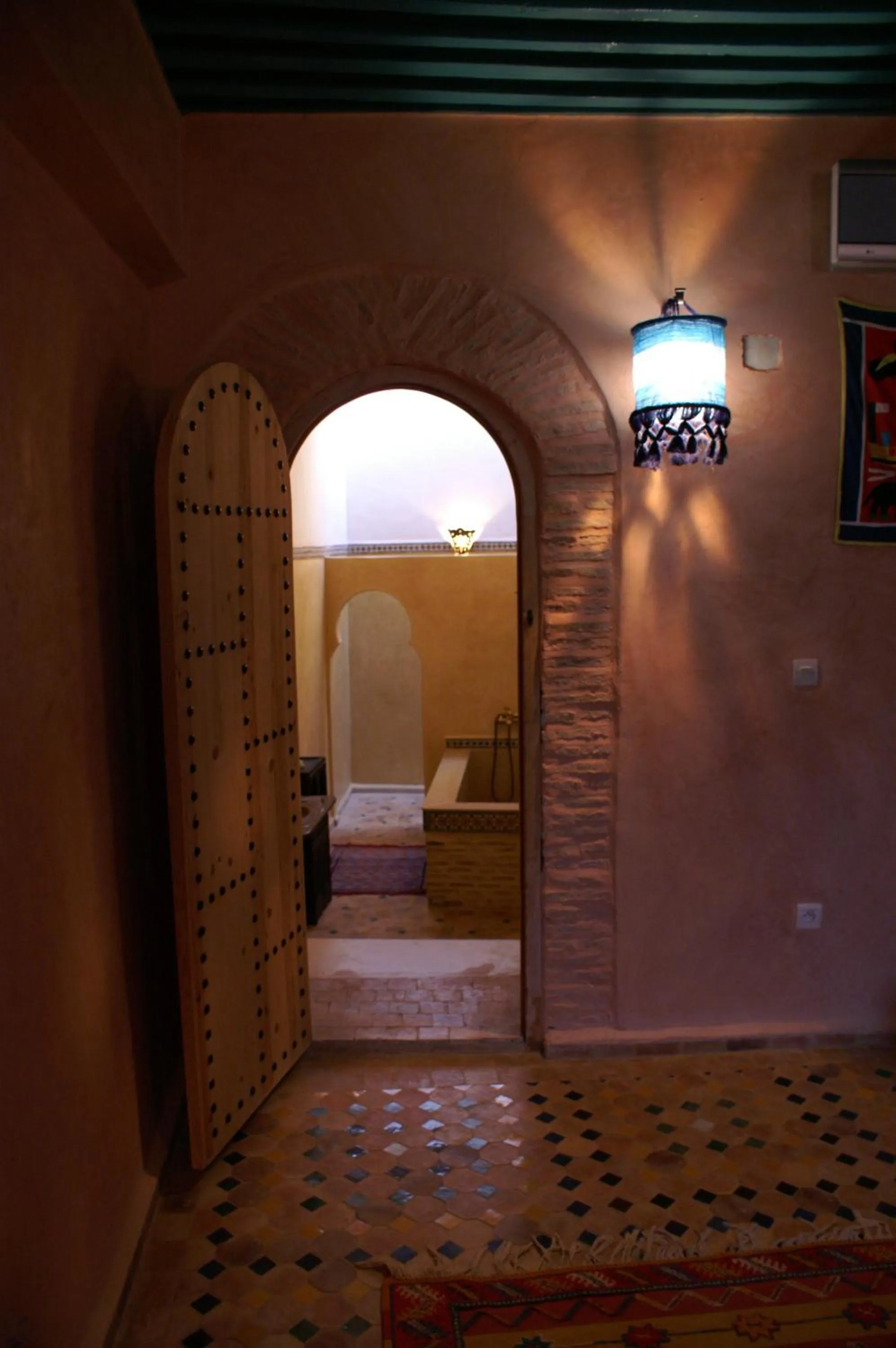 Bathroom in Riad Felloussia