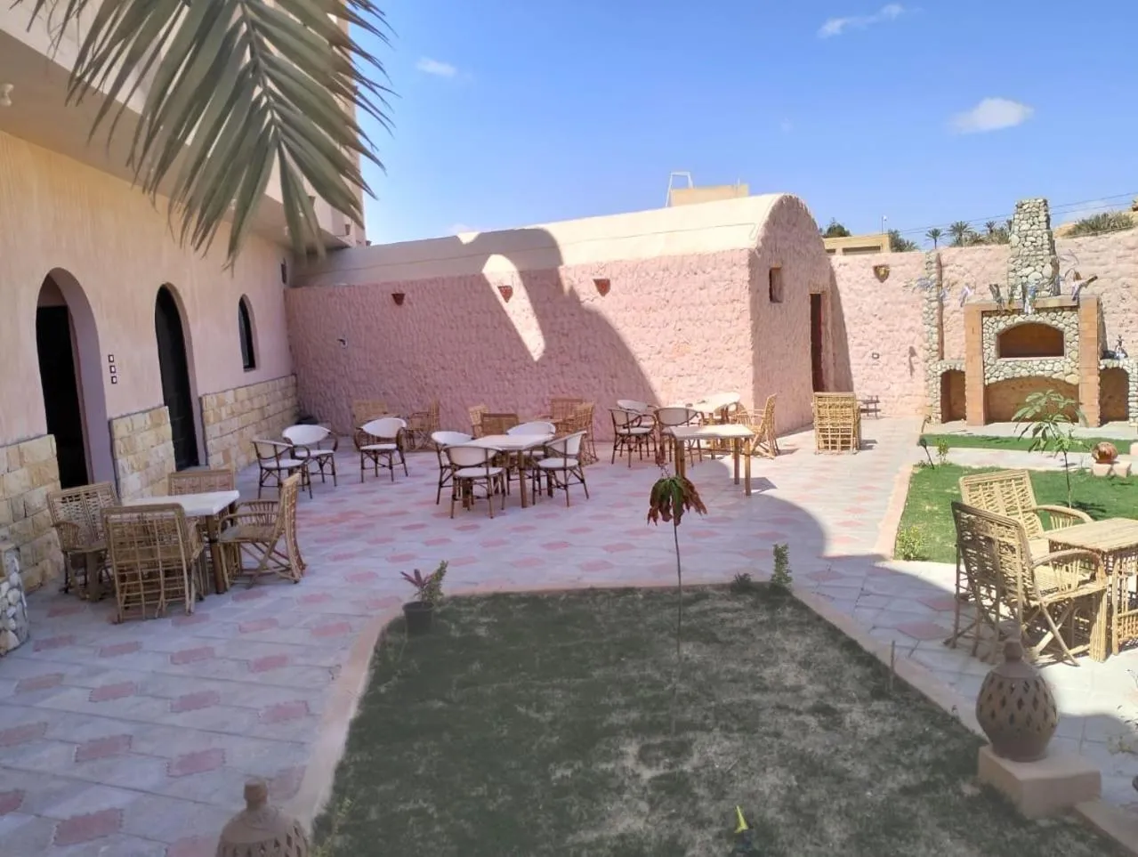 Restaurant/places to eat in amzran hotel siwa امزران سيوة