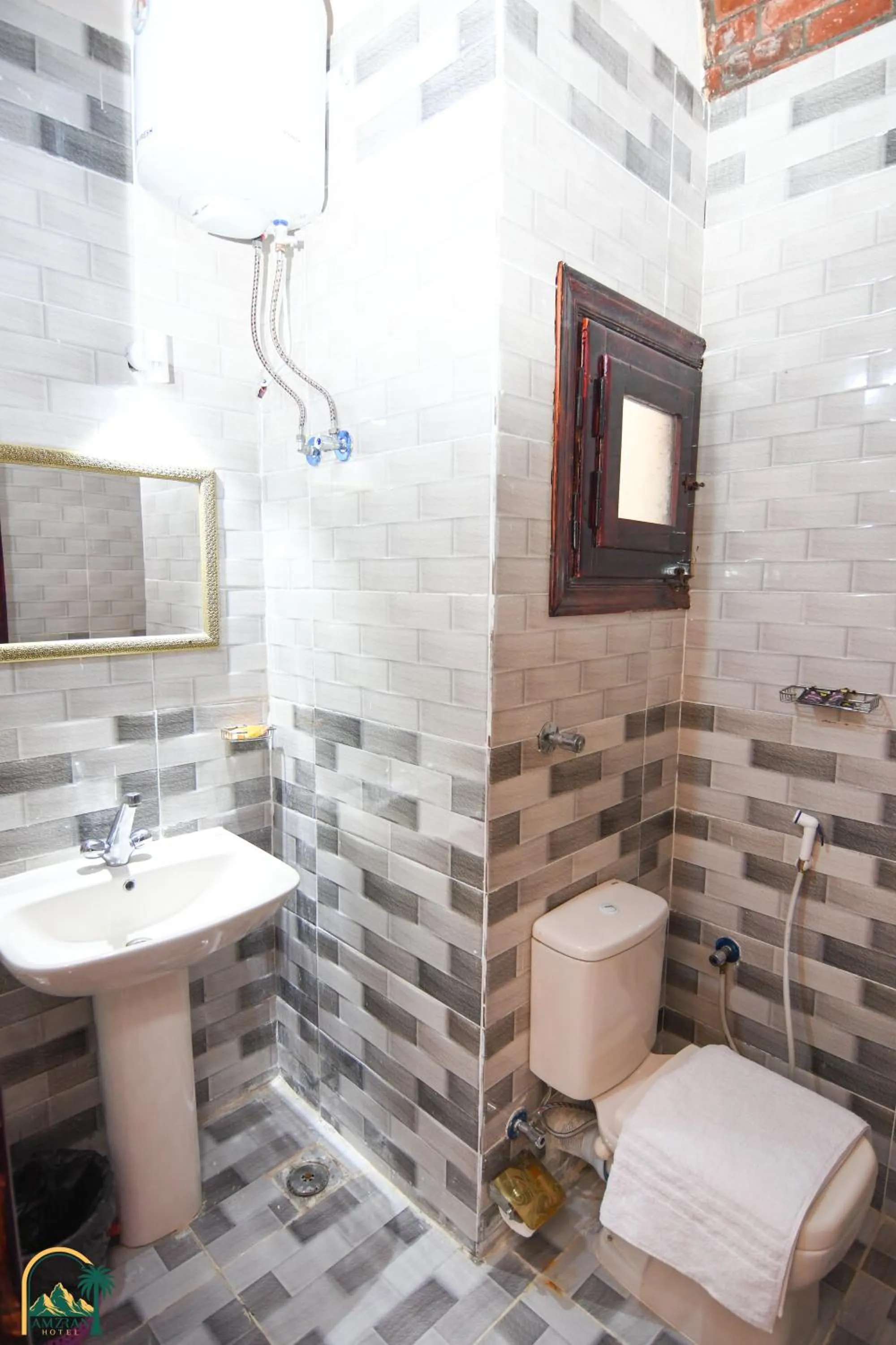 Bathroom in amzran hotel siwa امزران سيوة