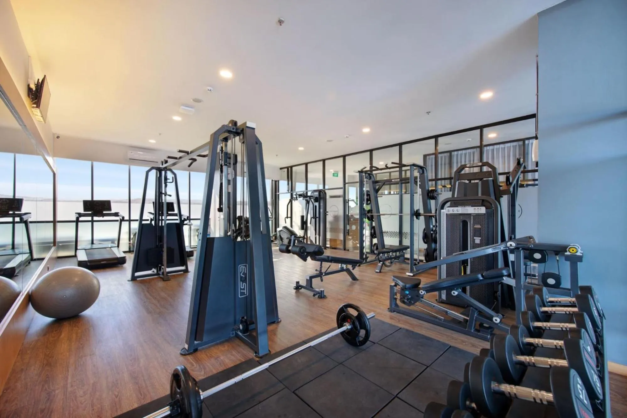 Fitness centre/facilities in Harper Kupang by ASTON